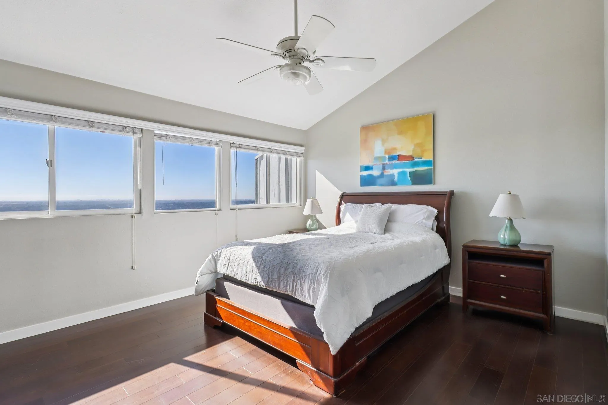 https://cdn.realtyfeed.com/cdn/127/250040518/343f69daed497b9b923c9b7cacc50f52.webp
