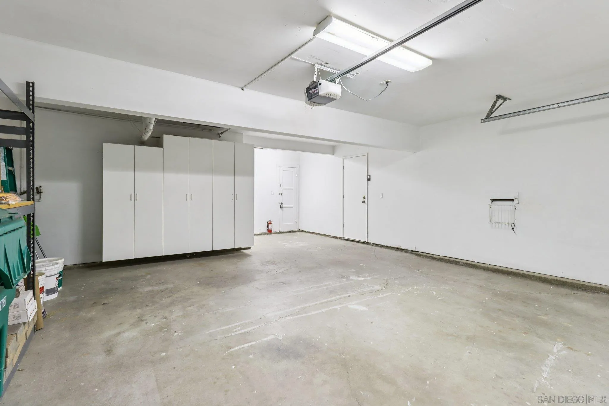 https://cdn.realtyfeed.com/cdn/127/250040518/81ca35a237380f99c6a81c9d8dc8d5c6.webp