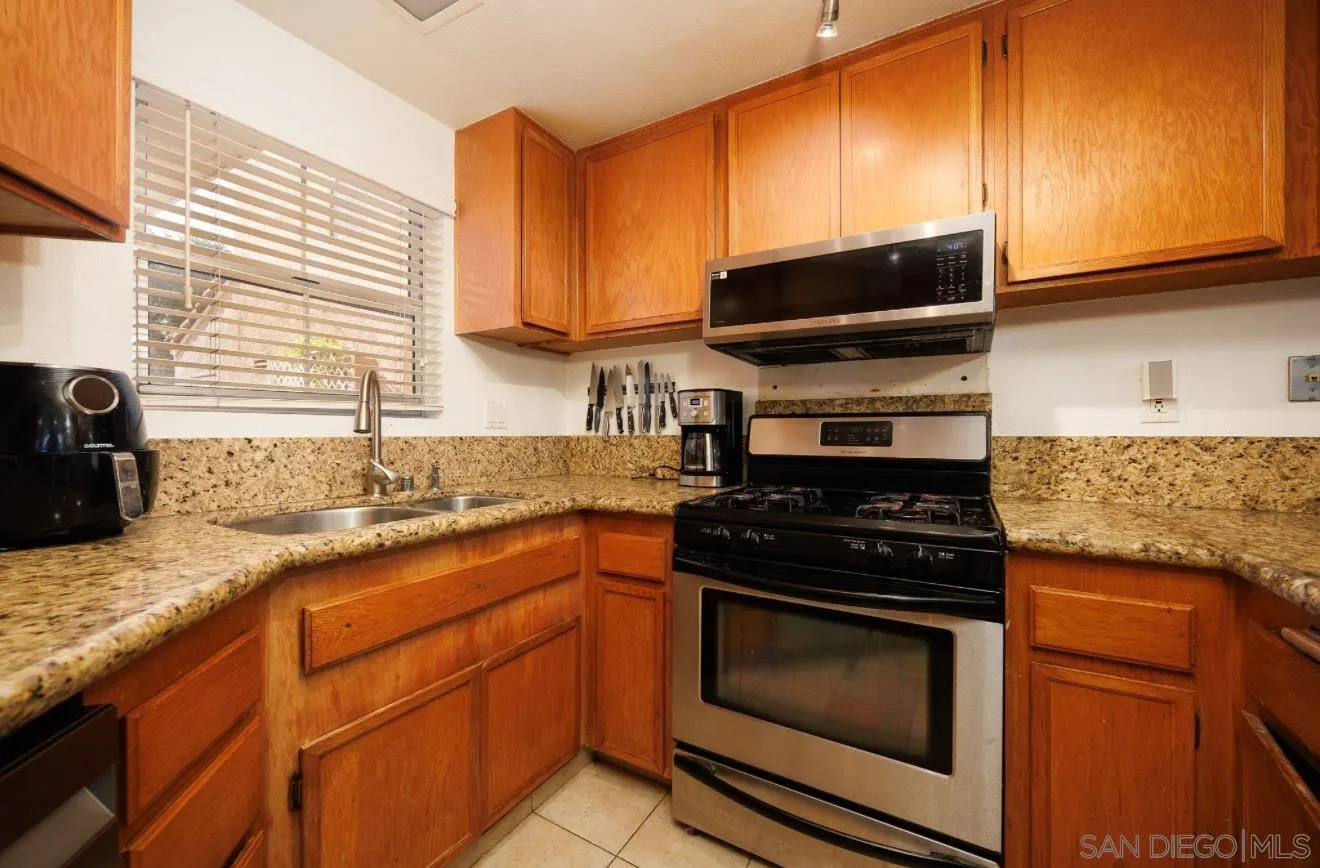 https://cdn.realtyfeed.com/cdn/127/250040520/20991bc6967f094c441e7e3186f7dbe0.webp