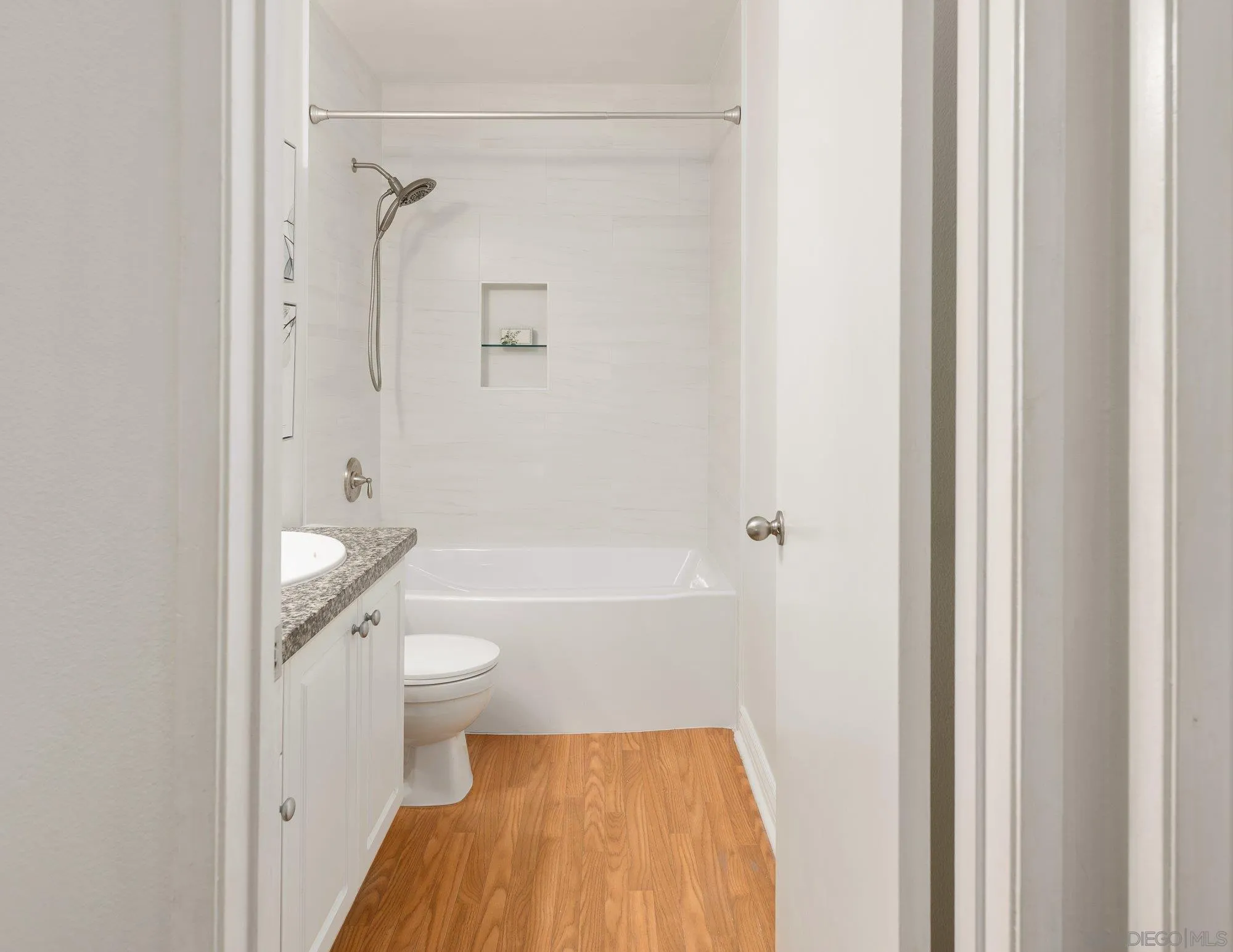 Photo #40: 250040521 Listing: Photo #40