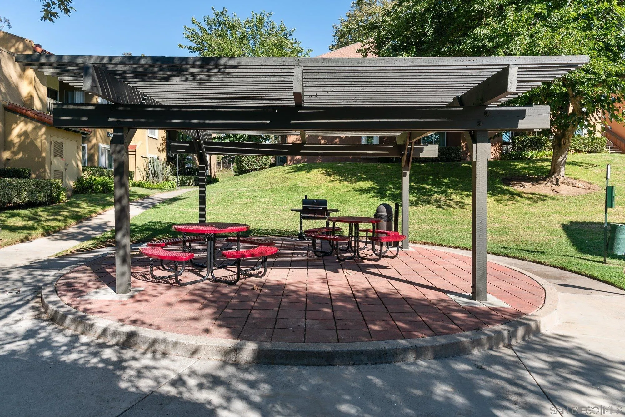 https://cdn.realtyfeed.com/cdn/127/250040521/aa6c0b30498e00ccf1b6f7730cb39b87.webp