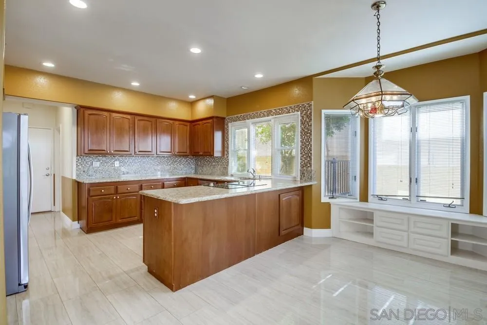 https://cdn.realtyfeed.com/cdn/127/250040530/b8736015b59c821bdd20d370741f56bd.webp