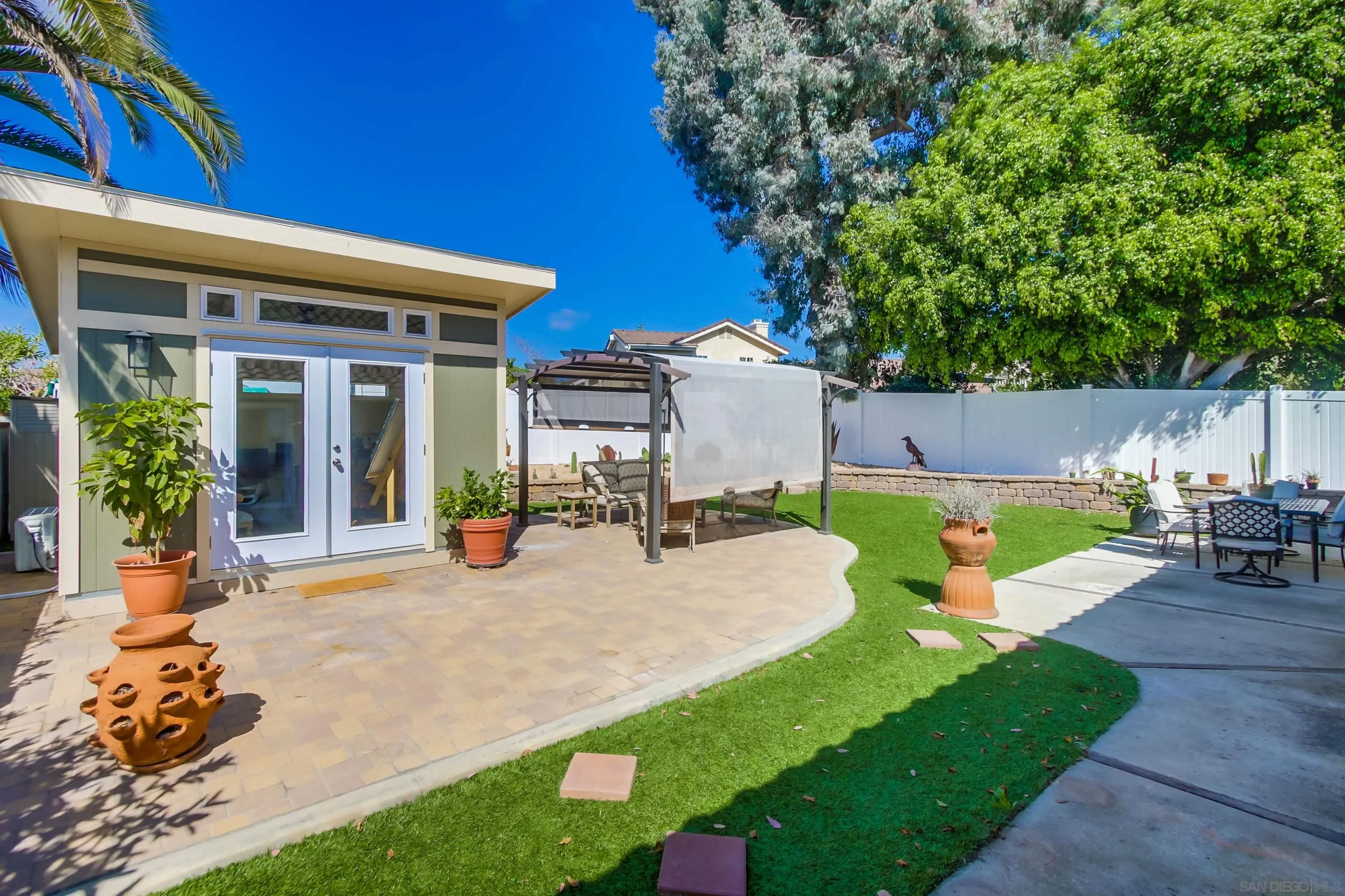 https://cdn.realtyfeed.com/cdn/127/250040534/1a69e5370a02bb391a33cf11f2faea04.webp