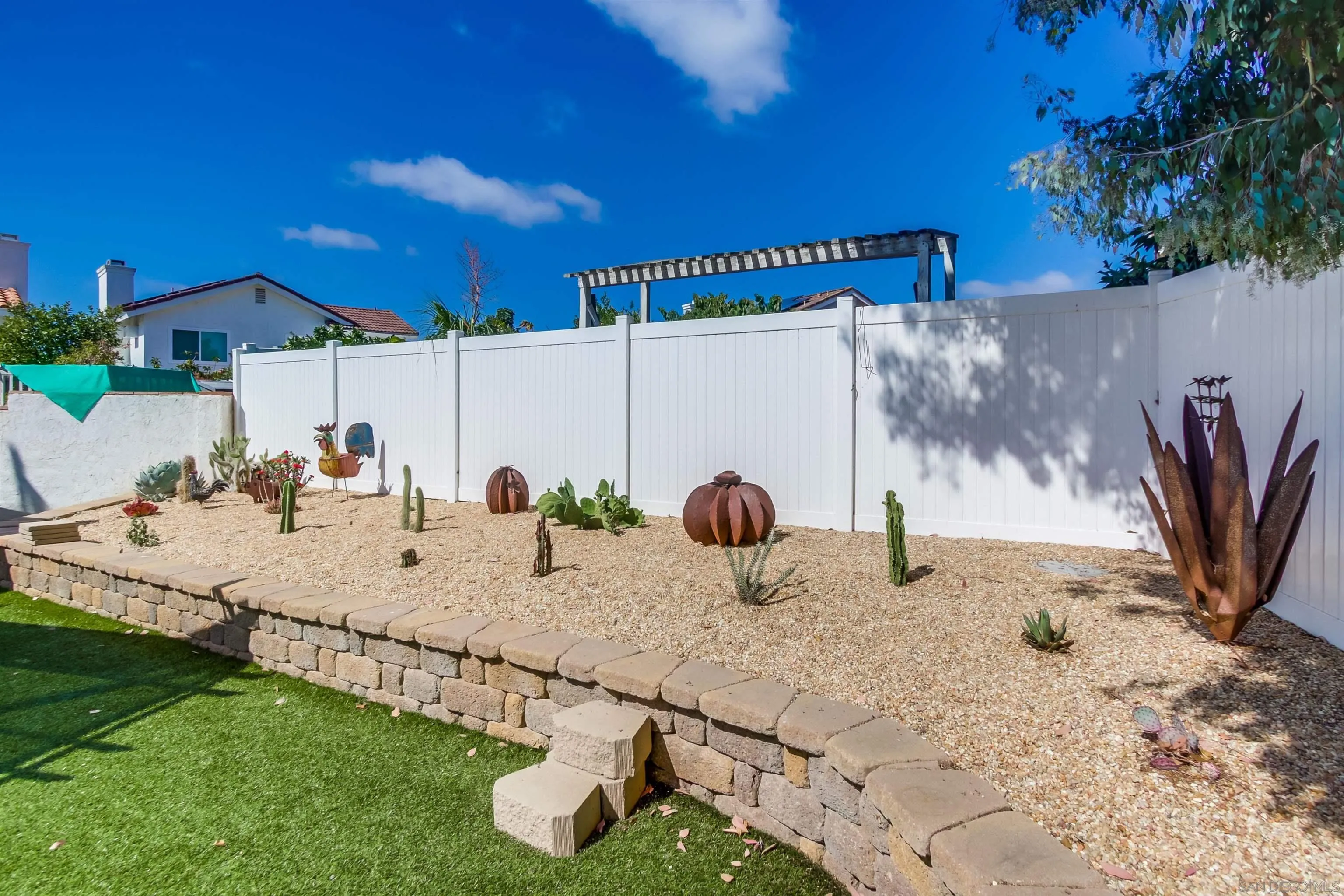 https://cdn.realtyfeed.com/cdn/127/250040534/b11713d092a369a73f66c6c7c7ef1c59.webp
