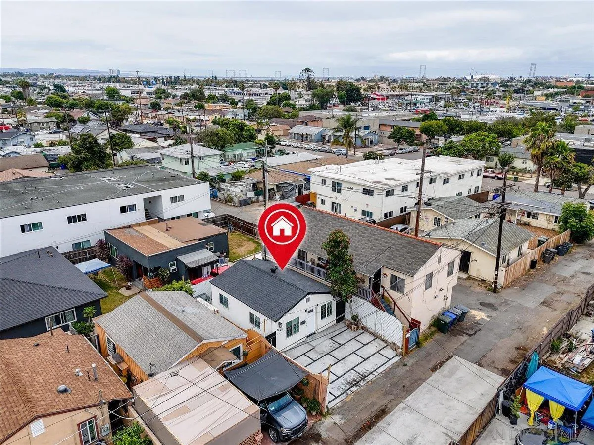 https://cdn.realtyfeed.com/cdn/127/250040541/5c2586d1ae82f5ed241034f5d9b09133.webp