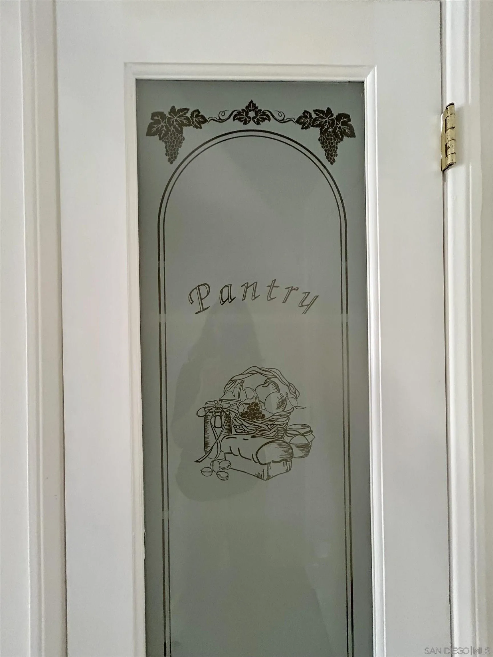 Photo #16: 250040544 Listing: Photo #16