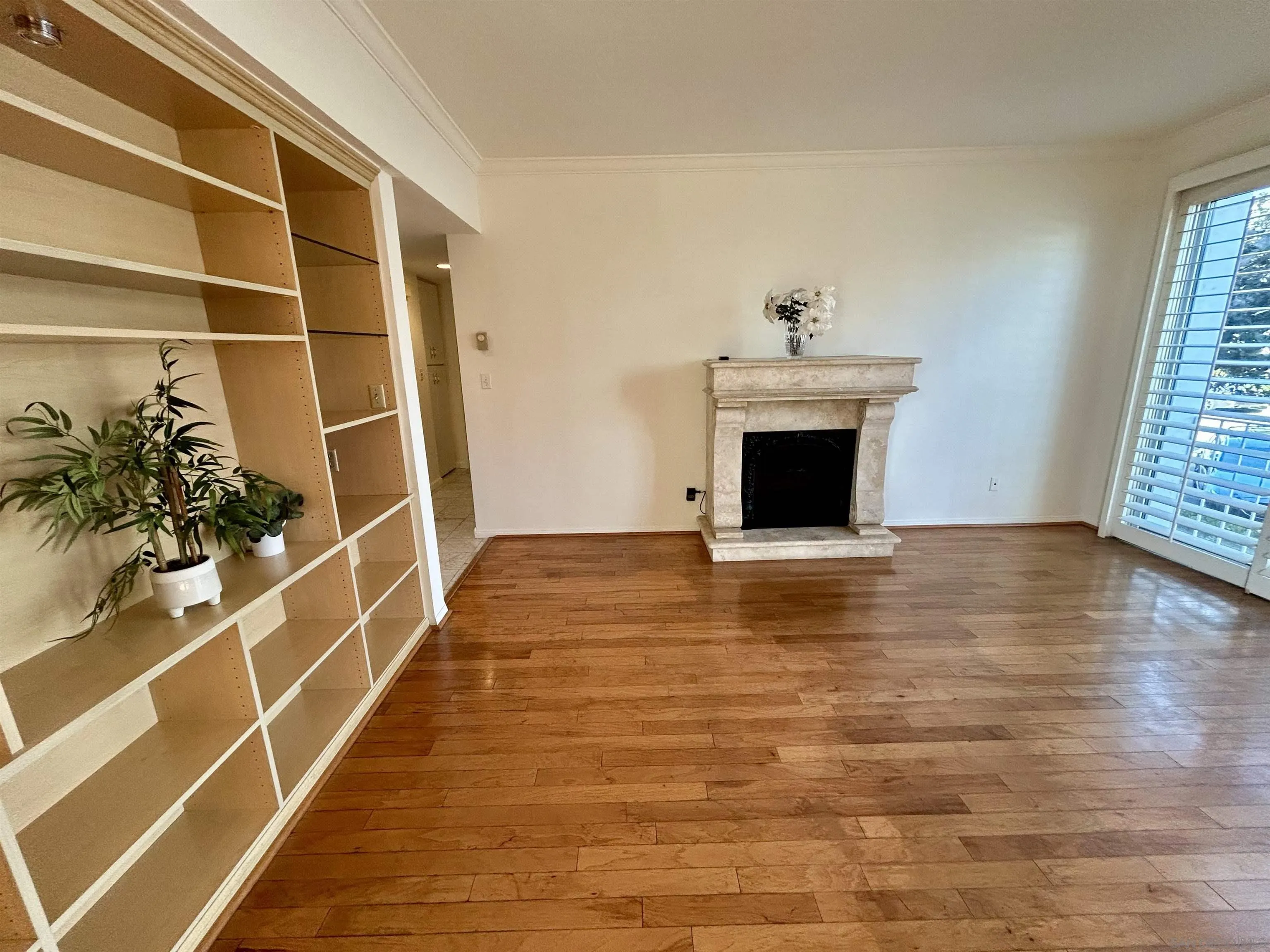 https://cdn.realtyfeed.com/cdn/127/250040544/447db2d18a341514c0fcde25c3a73616.webp