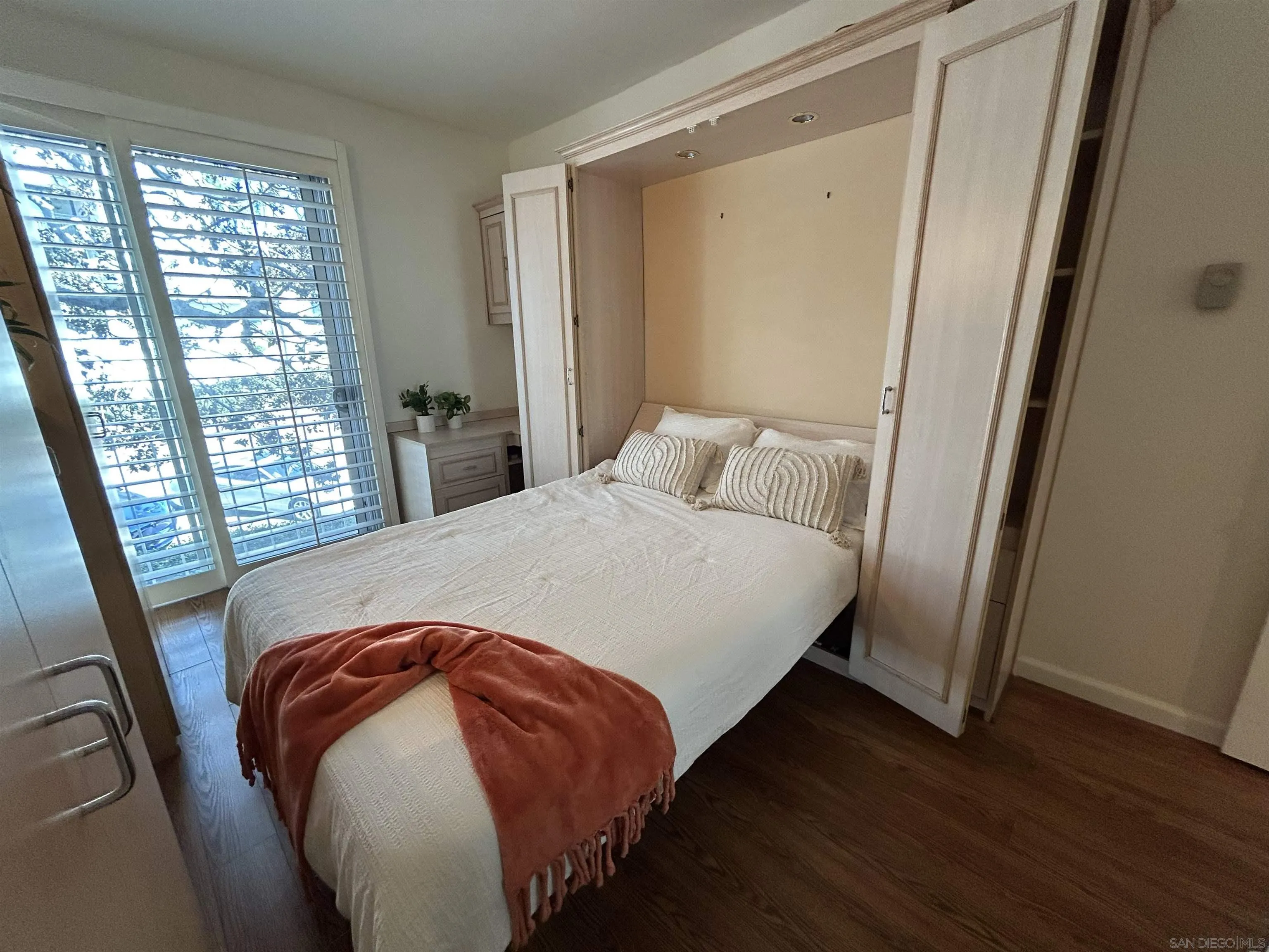 Photo #21: 250040544 Listing: Photo #21