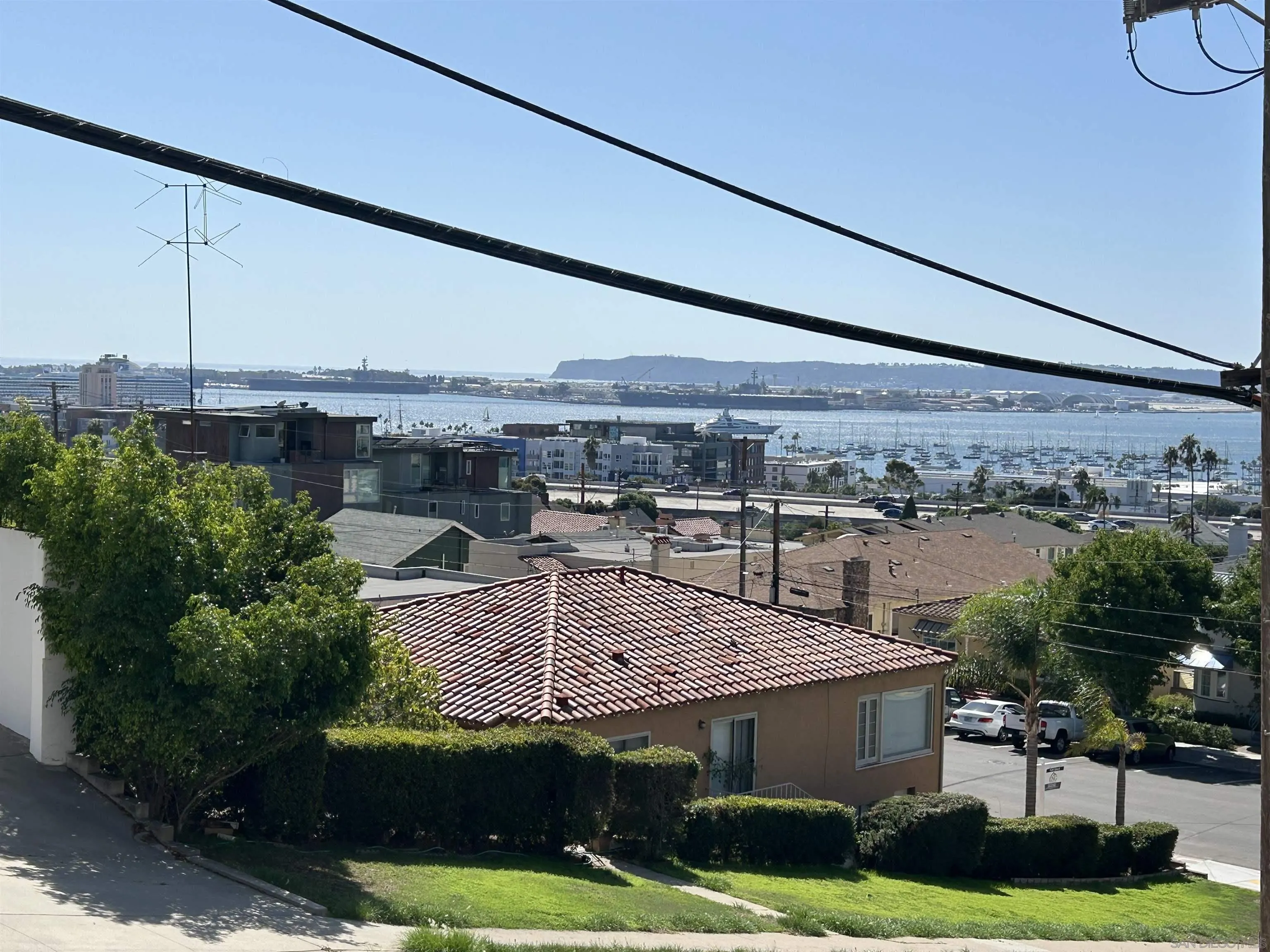 https://cdn.realtyfeed.com/cdn/127/250040544/c33affd82774f215a1e622c2734ce7c7.webp
