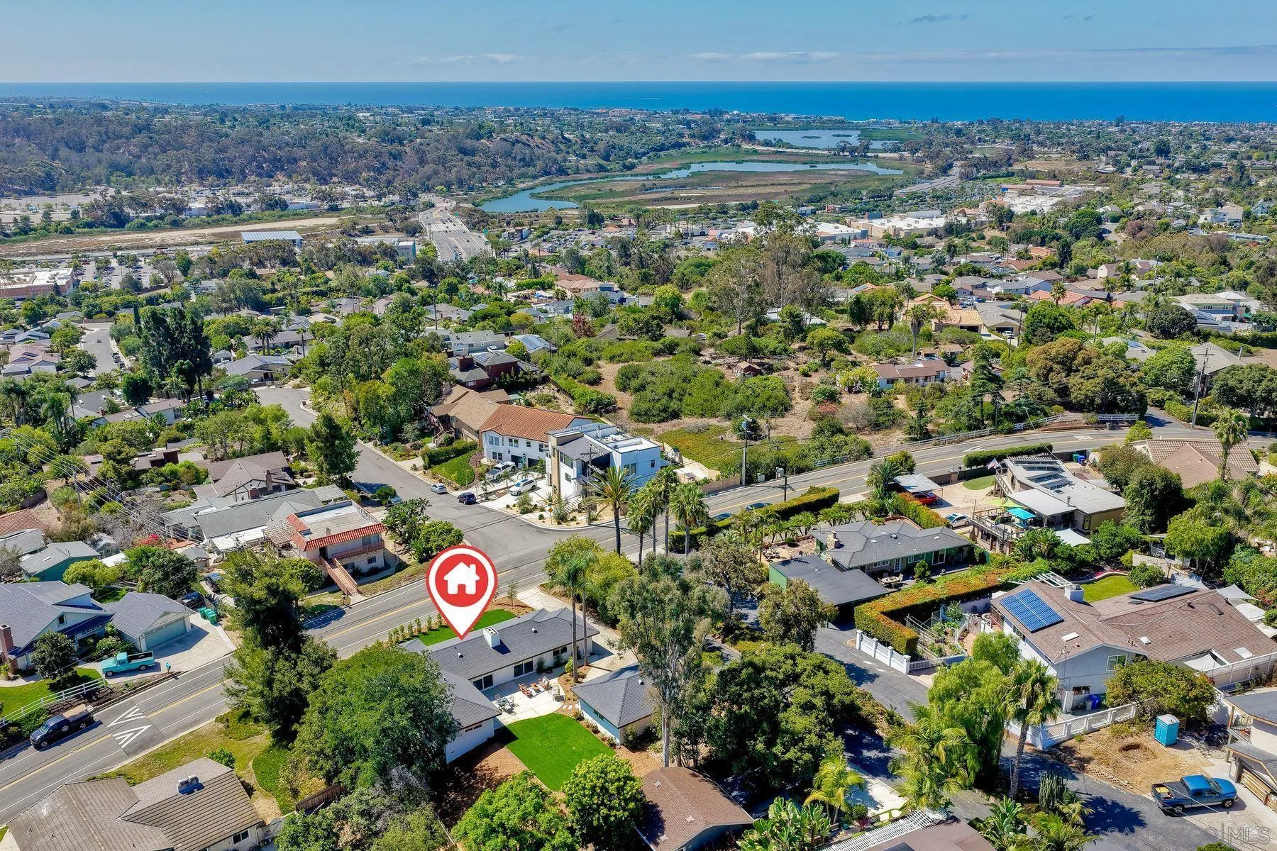 https://cdn.realtyfeed.com/cdn/127/250040546/96e2c5e9b2b5d4dedf7f5b6ec878e5d8.webp