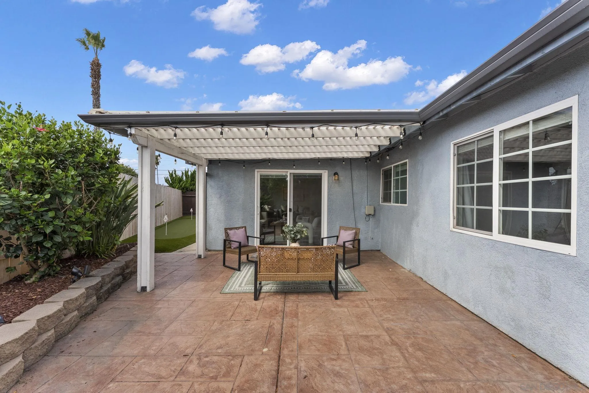 https://cdn.realtyfeed.com/cdn/127/250040548/09773e5fe026d4cdd28876ec50f04446.webp