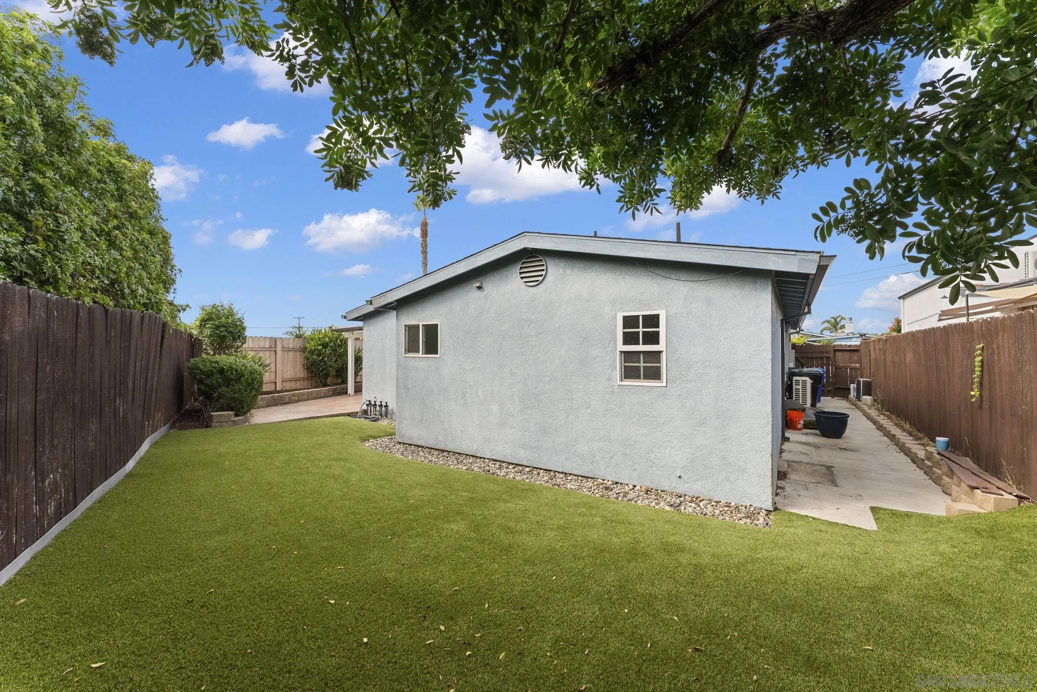 https://cdn.realtyfeed.com/cdn/127/250040548/4e93a5dbb8953db277956e4096bcf55c.webp