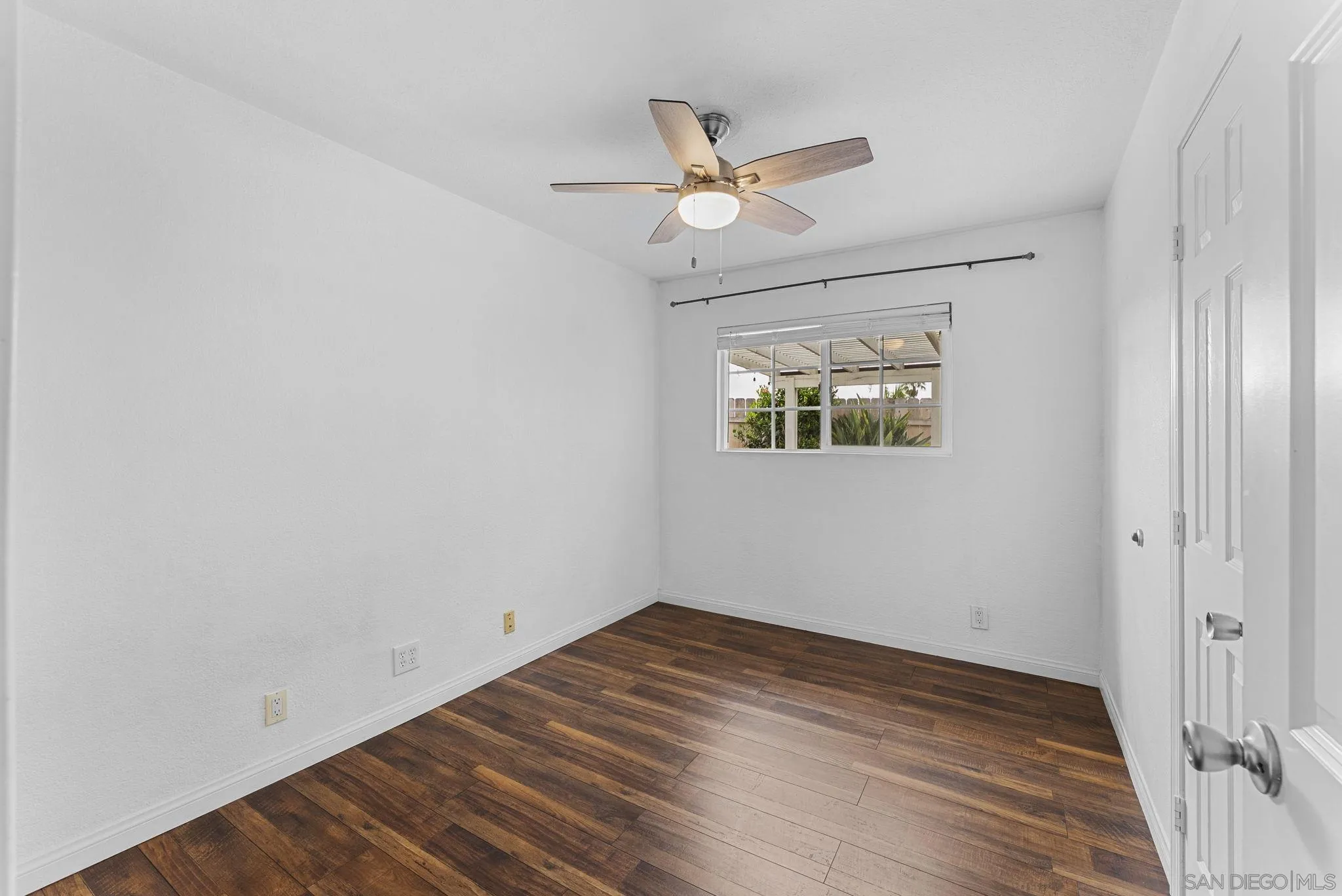 https://cdn.realtyfeed.com/cdn/127/250040548/fed1e3b3b02164f698cb695db5fbcd79.webp