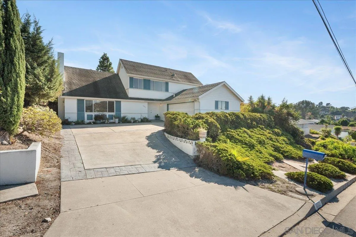 https://cdn.realtyfeed.com/cdn/127/250040550/be03a2455ccf4c20d1c078f532319523.webp