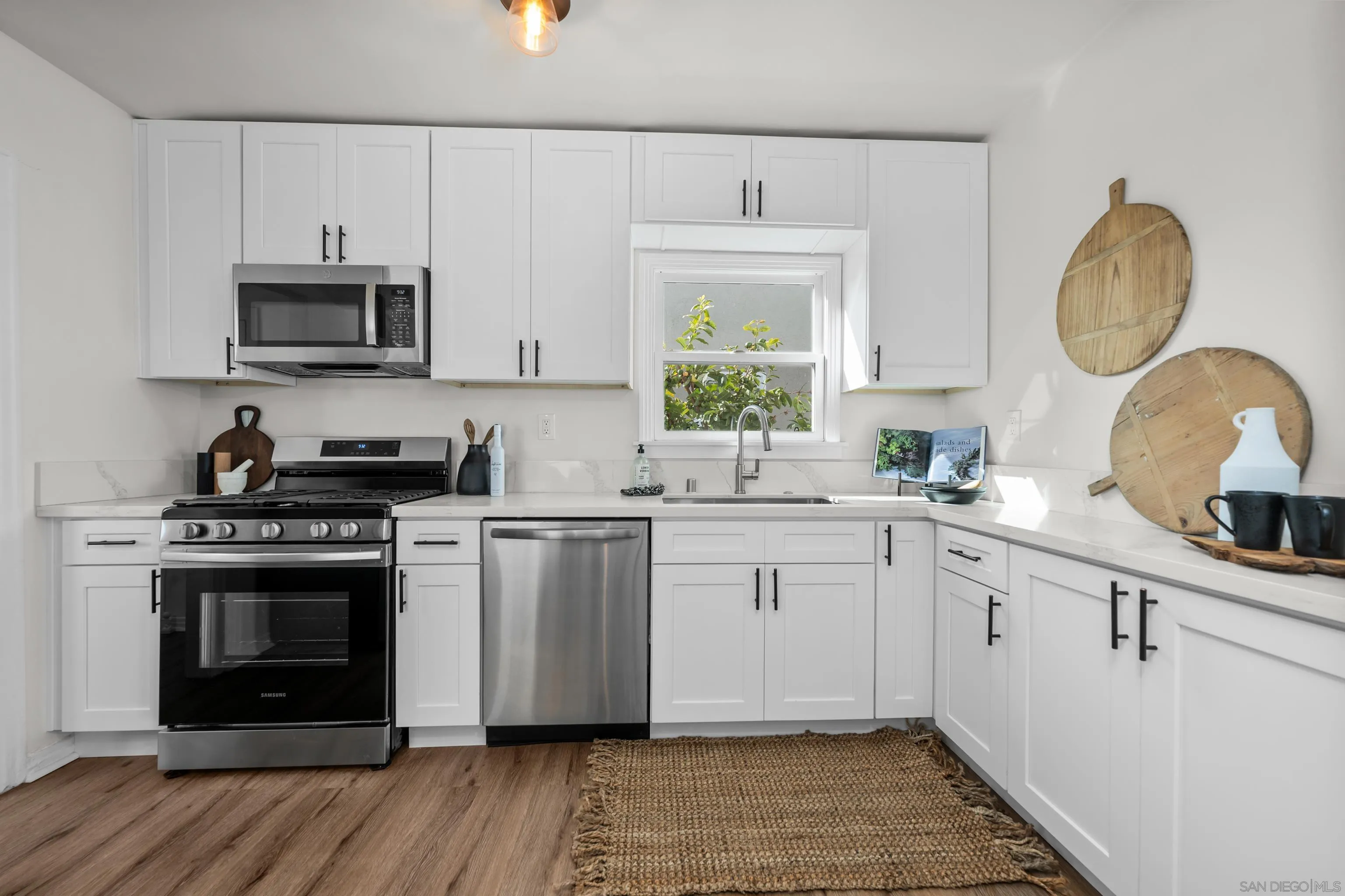 https://cdn.realtyfeed.com/cdn/127/250040554/632dc99ef85089ff9f2bd0cb53ea7cd3.webp