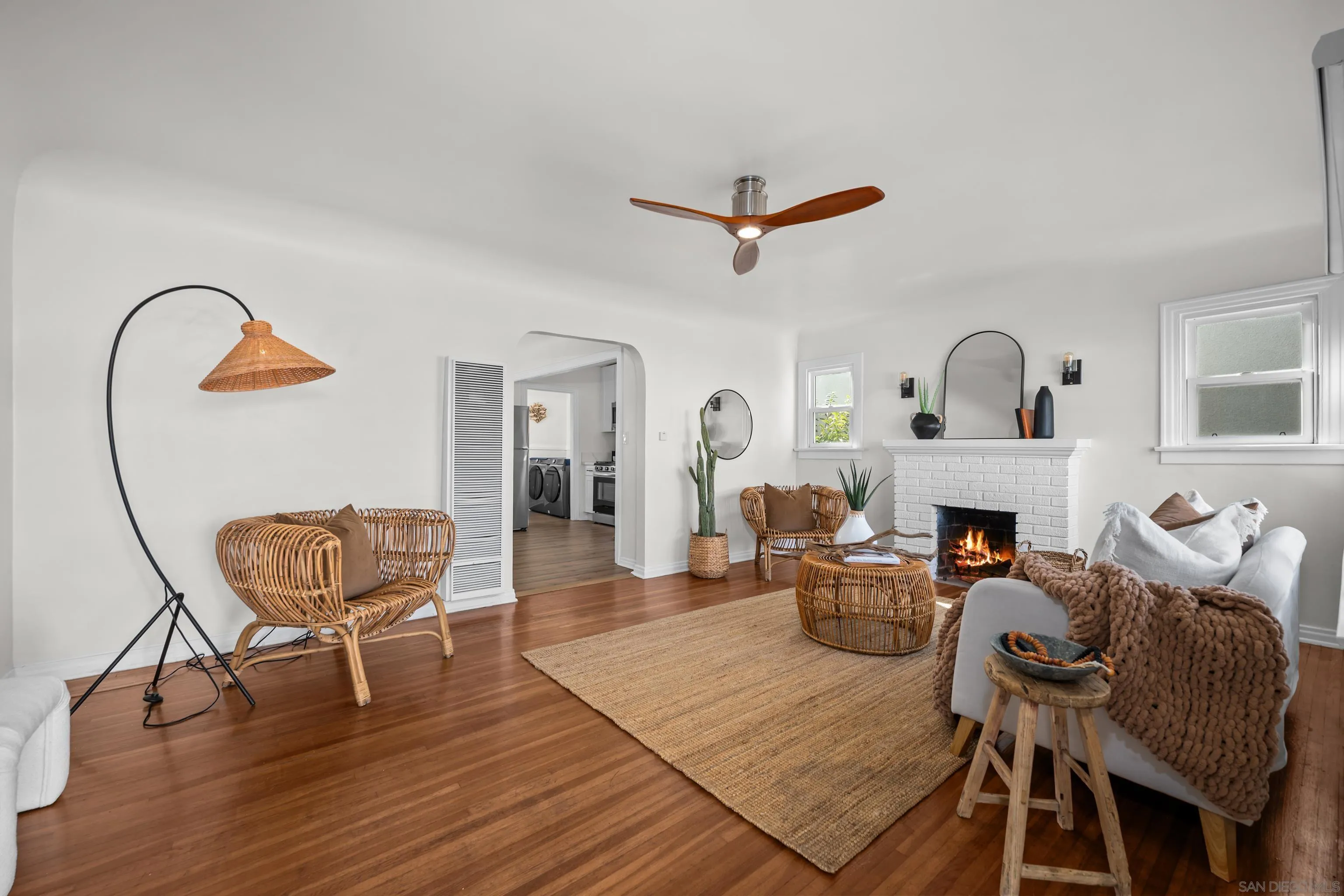 https://cdn.realtyfeed.com/cdn/127/250040554/77f46ea593622d60ac31846c1ed6e1f0.webp