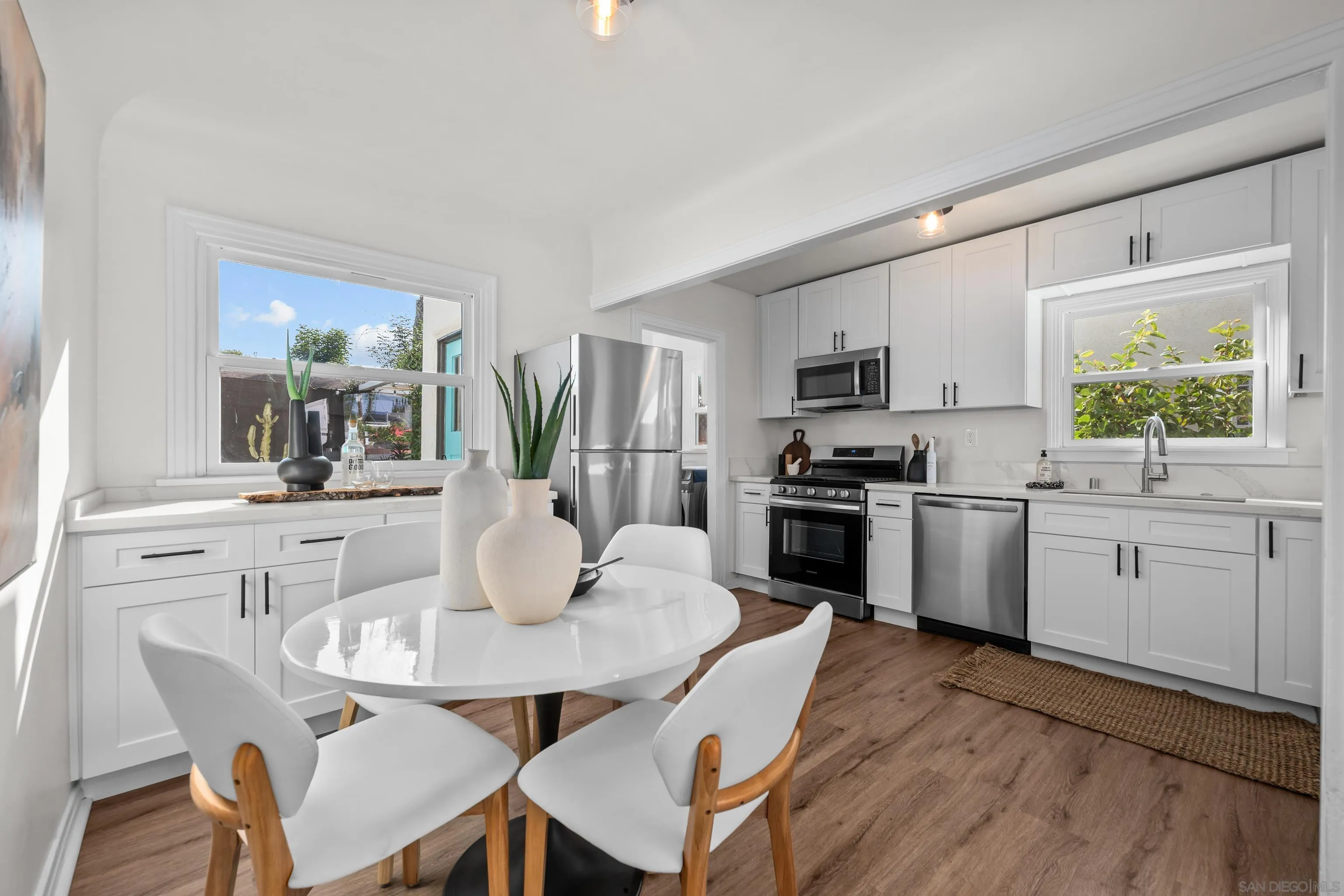 https://cdn.realtyfeed.com/cdn/127/250040554/b53b2a203b8ef9e96d79b446966ab2af.webp