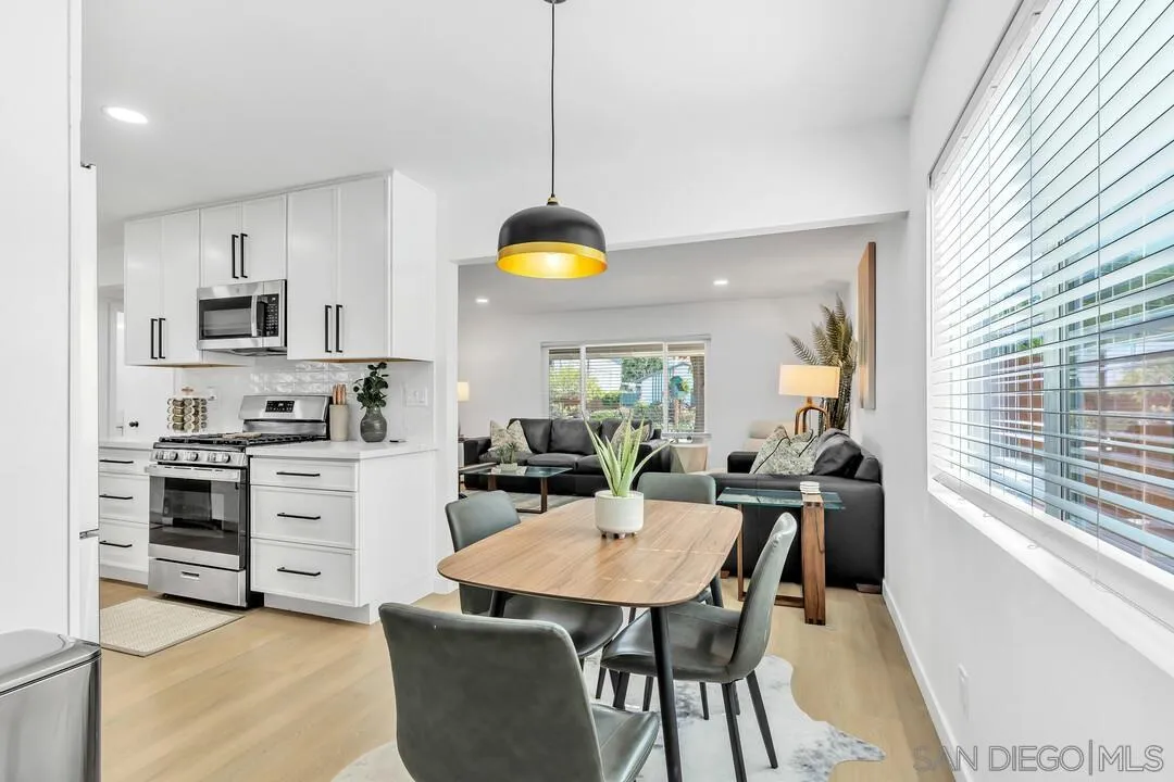 https://cdn.realtyfeed.com/cdn/127/250040556/0438679c0b75d90b0dcc91fad7068140.webp