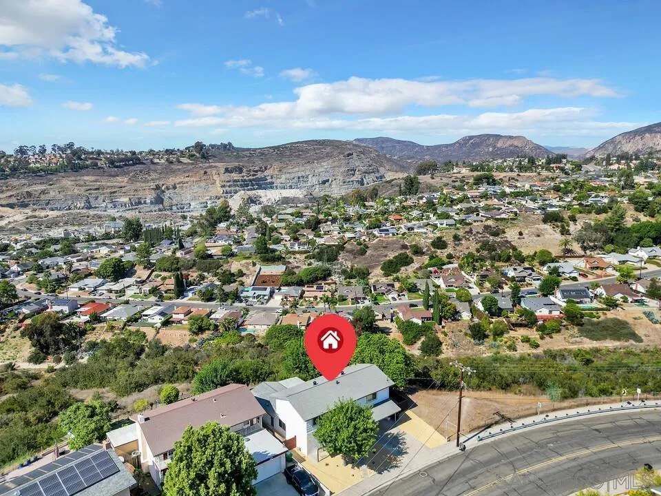 https://cdn.realtyfeed.com/cdn/127/250040556/86fb37c0e9c2e1cdc278e7e97a56b54d.webp