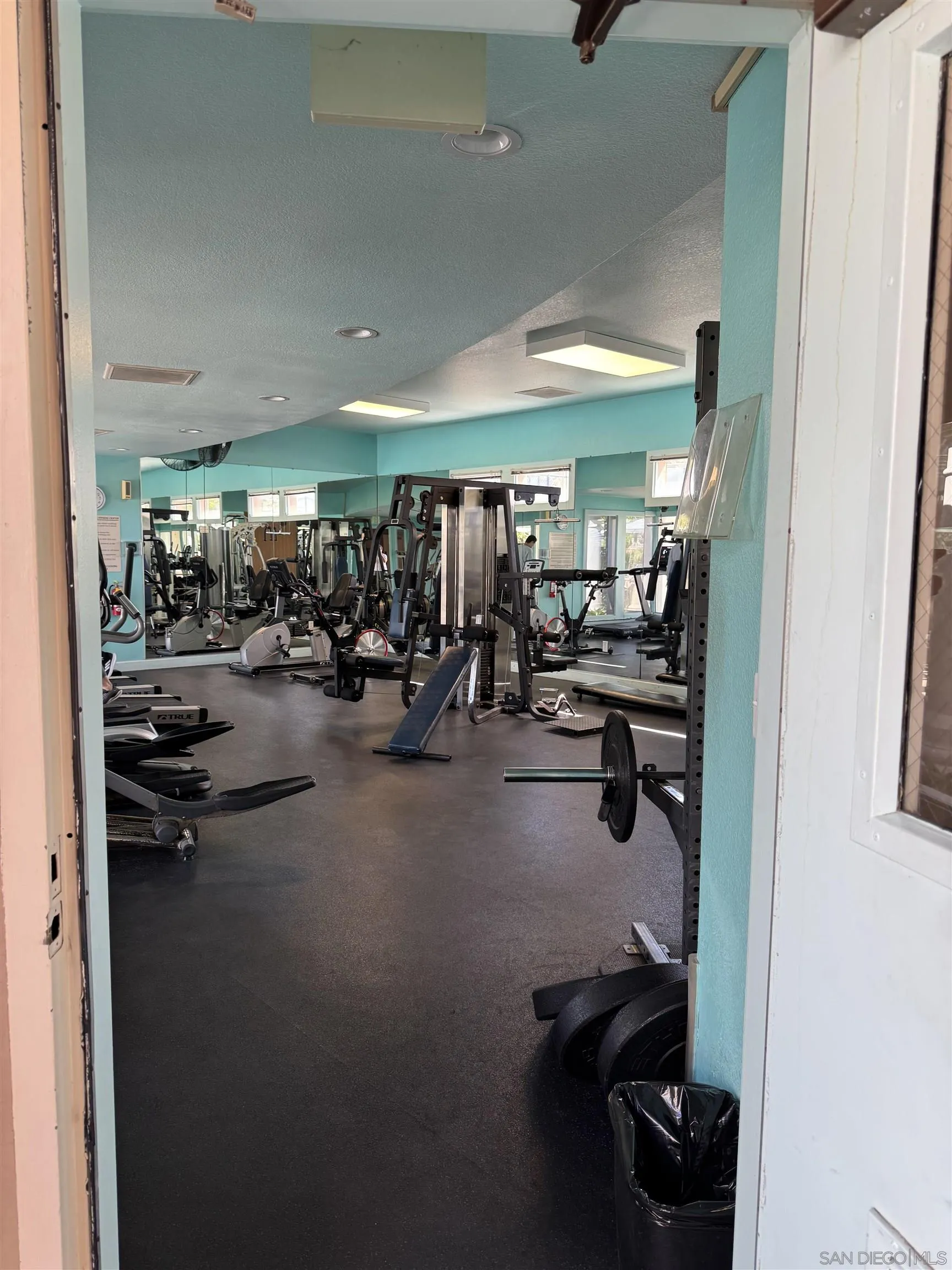 https://cdn.realtyfeed.com/cdn/127/250040558/88248ffa11ffc9df0c4cca63b17d226f.webp