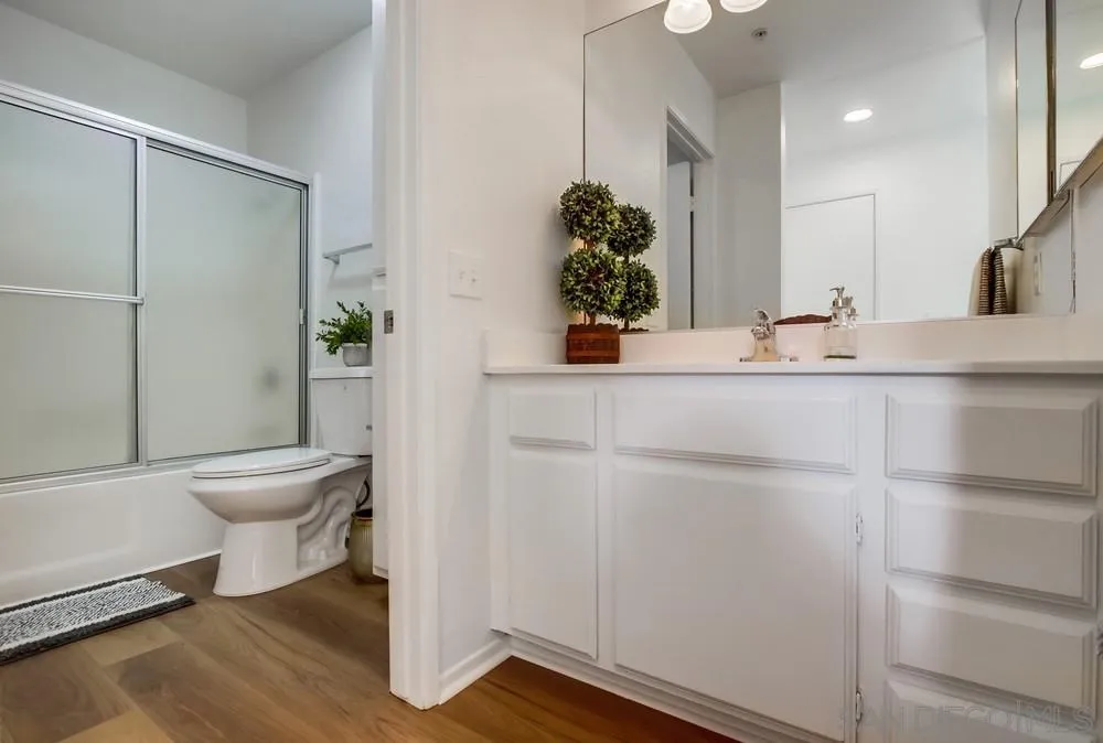 https://cdn.realtyfeed.com/cdn/127/250040558/b26dca318ef5d5efe7bb66b3a297c7c8.webp