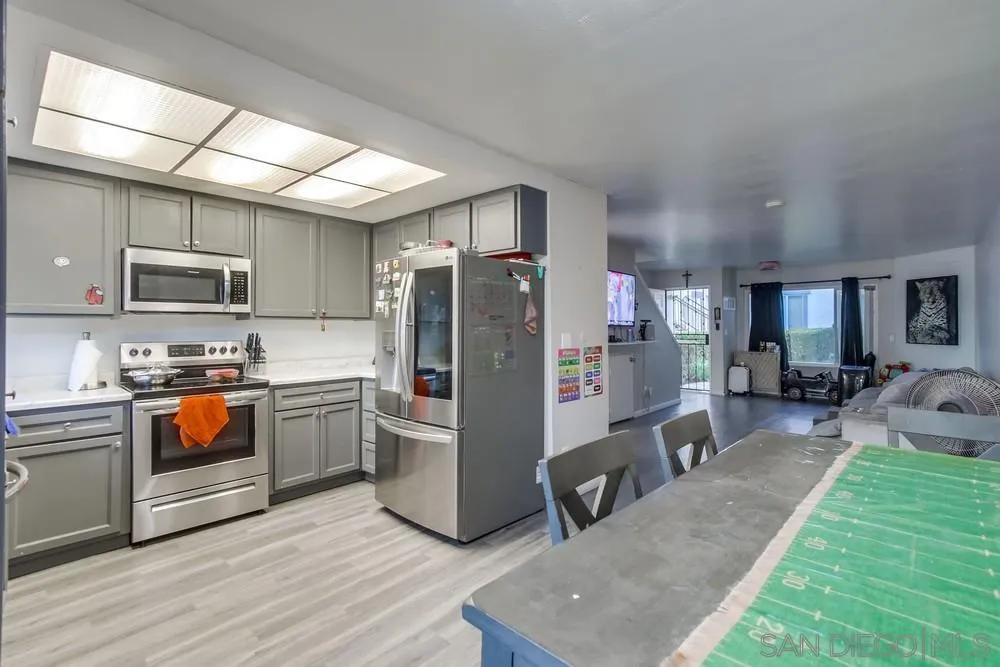 https://cdn.realtyfeed.com/cdn/127/250040561/2c61b9d45c2717142da61cc03723ab4c.webp
