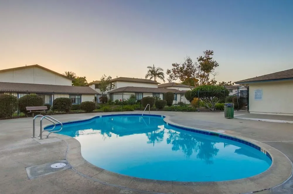https://cdn.realtyfeed.com/cdn/127/250040561/3e0da4d8ca24166896a7aa91eeaa606e.webp