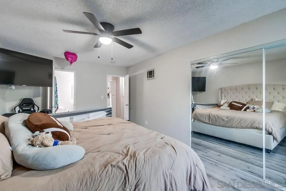 https://cdn.realtyfeed.com/cdn/127/250040561/50cf14202aad8c70a3148811bb0d85b4.webp