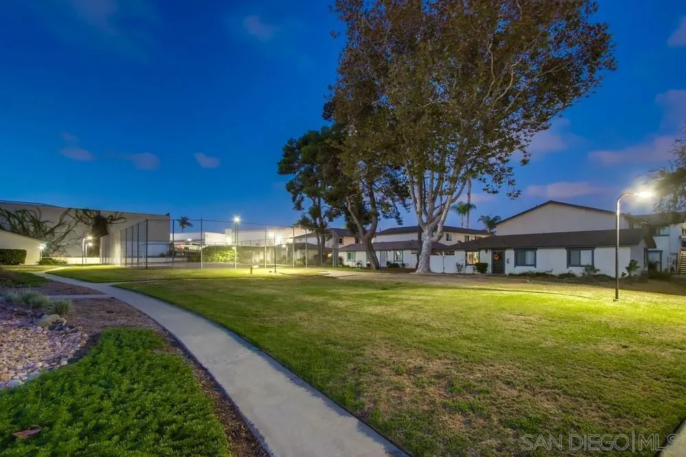 https://cdn.realtyfeed.com/cdn/127/250040561/66fd41e130b0be0856f1ebcc8b66467a.webp