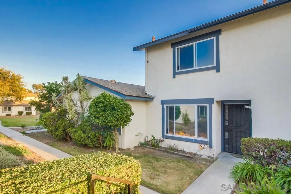 https://cdn.realtyfeed.com/cdn/127/250040561/e0f1819c2bb8827f959751fba25f8d32.webp