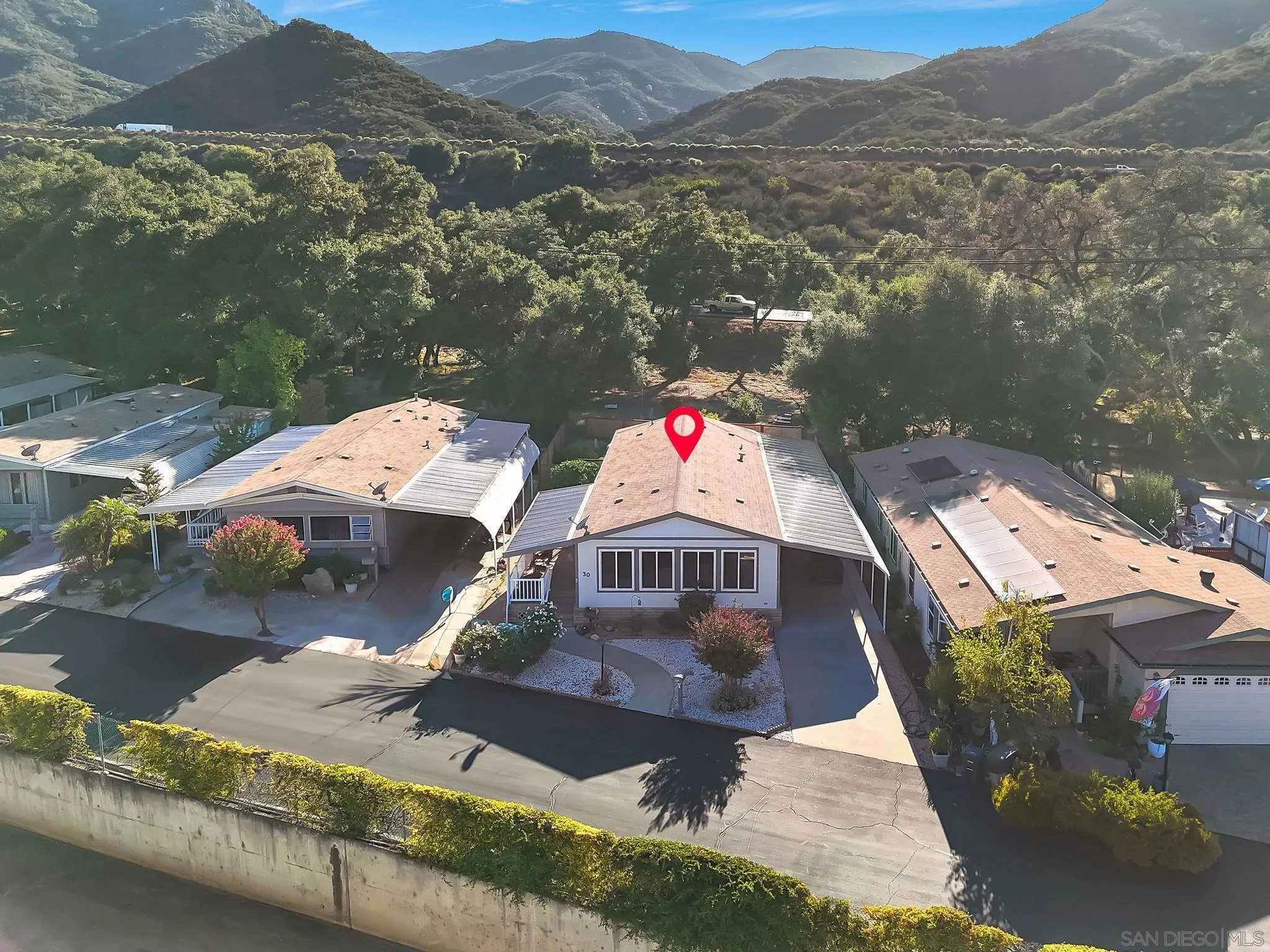 https://cdn.realtyfeed.com/cdn/127/250040567/e20a06a229d1f45d4da89e4f1d7fdb01.webp