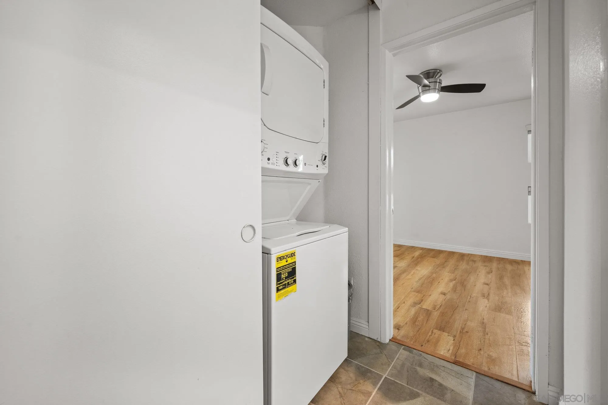 https://cdn.realtyfeed.com/cdn/127/250040568/abf083082f305f54adaaf6e081af9500.webp