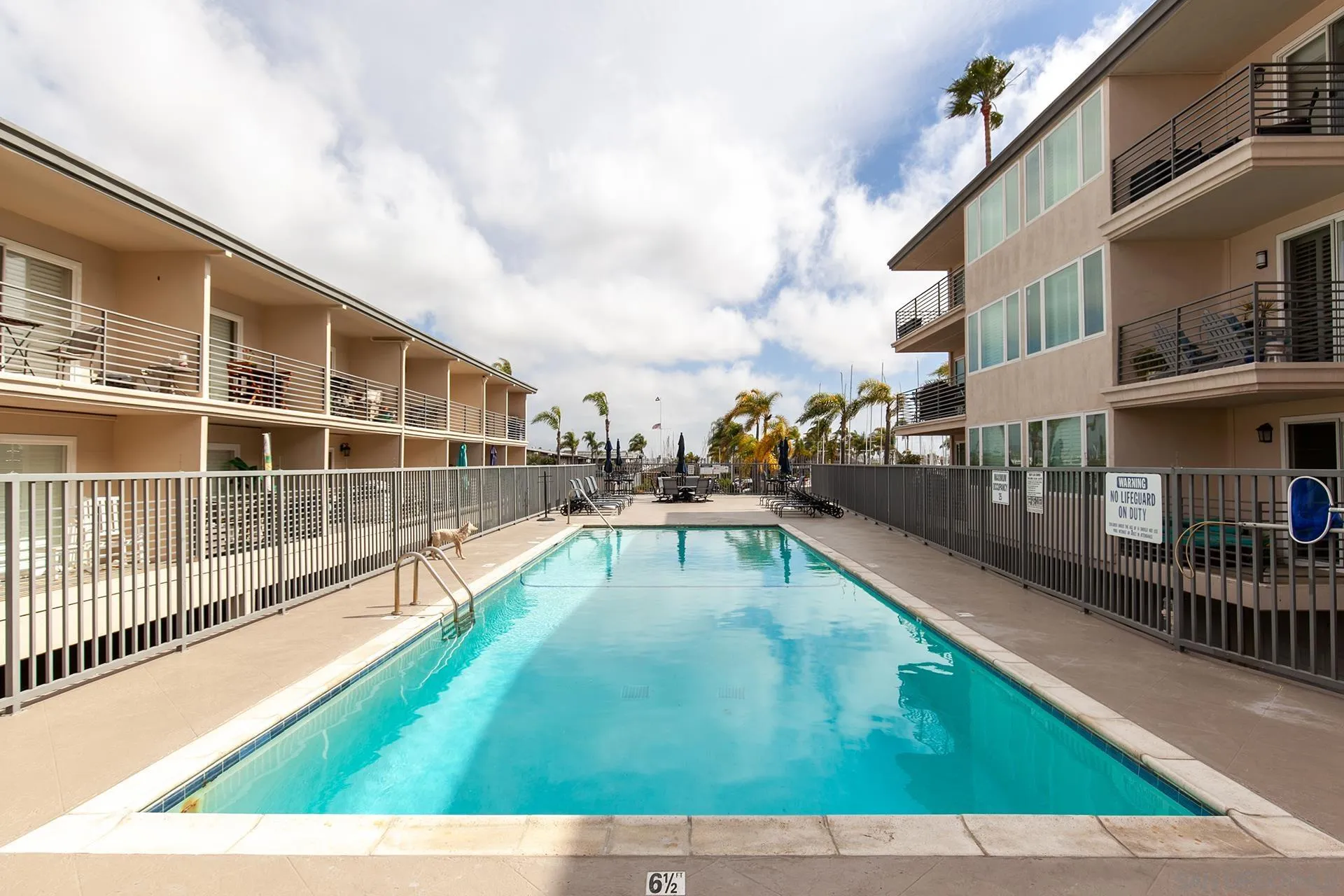https://cdn.realtyfeed.com/cdn/127/250040572/d55fee965f8950e449c7da6bbc31aeb8.webp