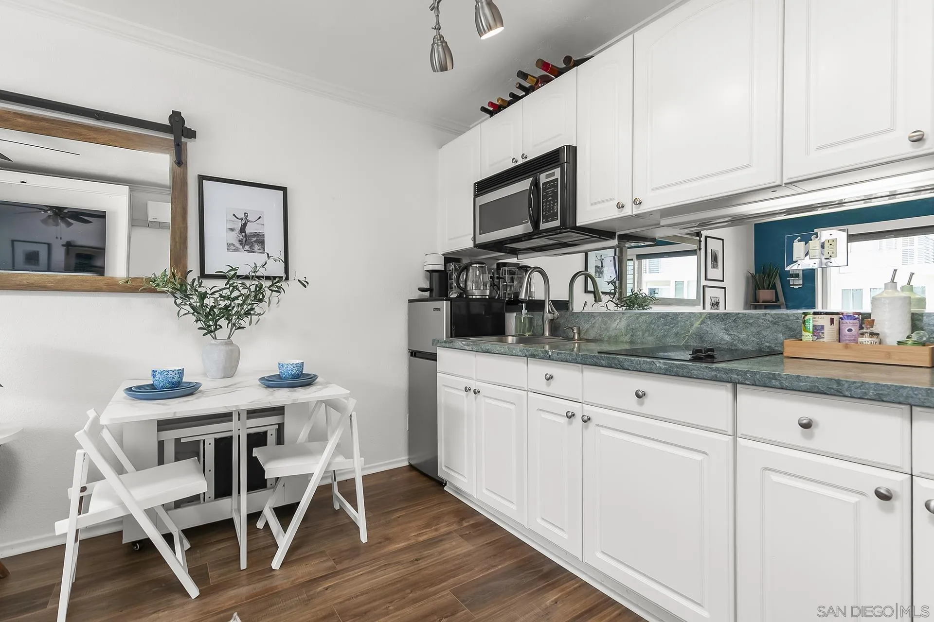 https://cdn.realtyfeed.com/cdn/127/250040572/dd69ba89f57972d76223577eb35d5325.webp