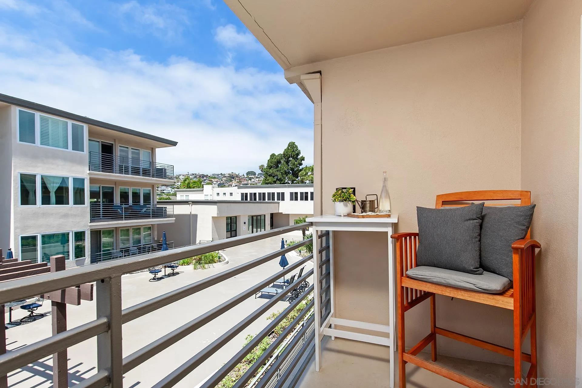https://cdn.realtyfeed.com/cdn/127/250040572/f39d8c0a7156ca8f29cce35a8d2e1d70.webp