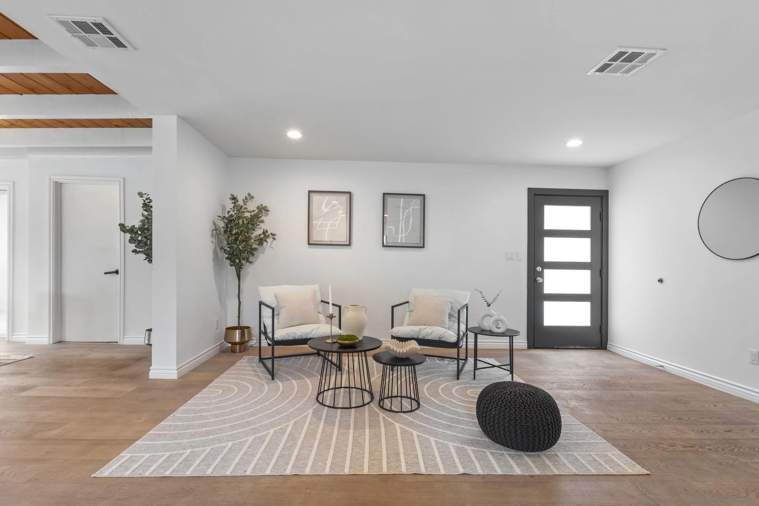 https://cdn.realtyfeed.com/cdn/127/250040574/fb1b1d388cb51a460cff46e79f2211a0.webp