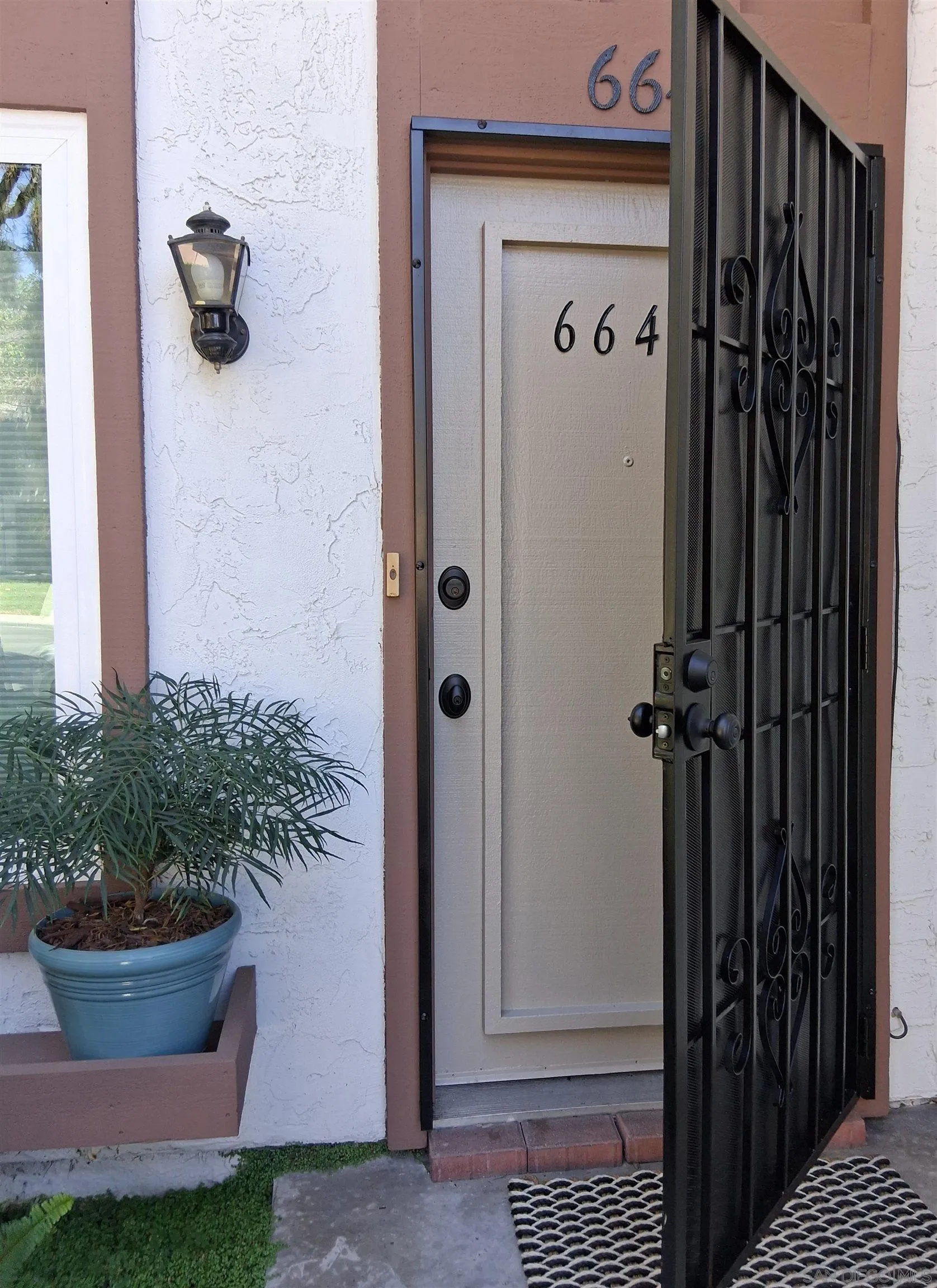 https://cdn.realtyfeed.com/cdn/127/250040582/38ee8a91984d65747f971570fc6ab936.webp