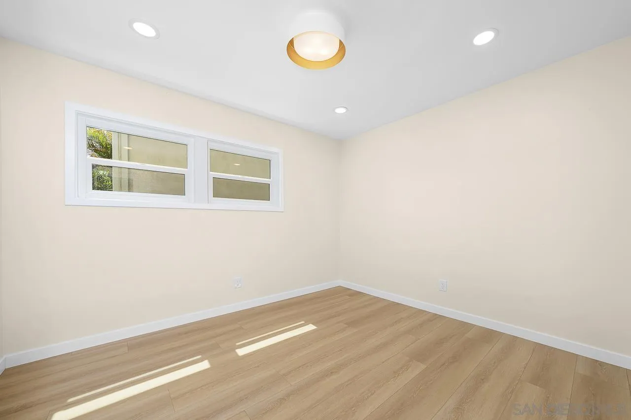https://cdn.realtyfeed.com/cdn/127/250040585/2a11ae947c2679f9ed28c70abf40100b.webp