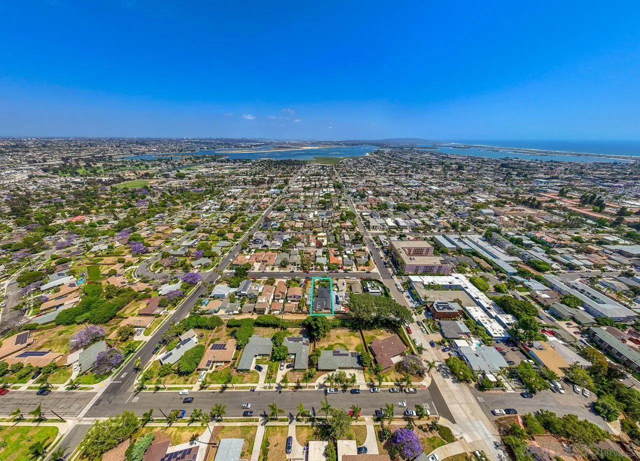 https://cdn.realtyfeed.com/cdn/127/250040585/325ec29a991c5108e5ce80ed5d2bb653.webp