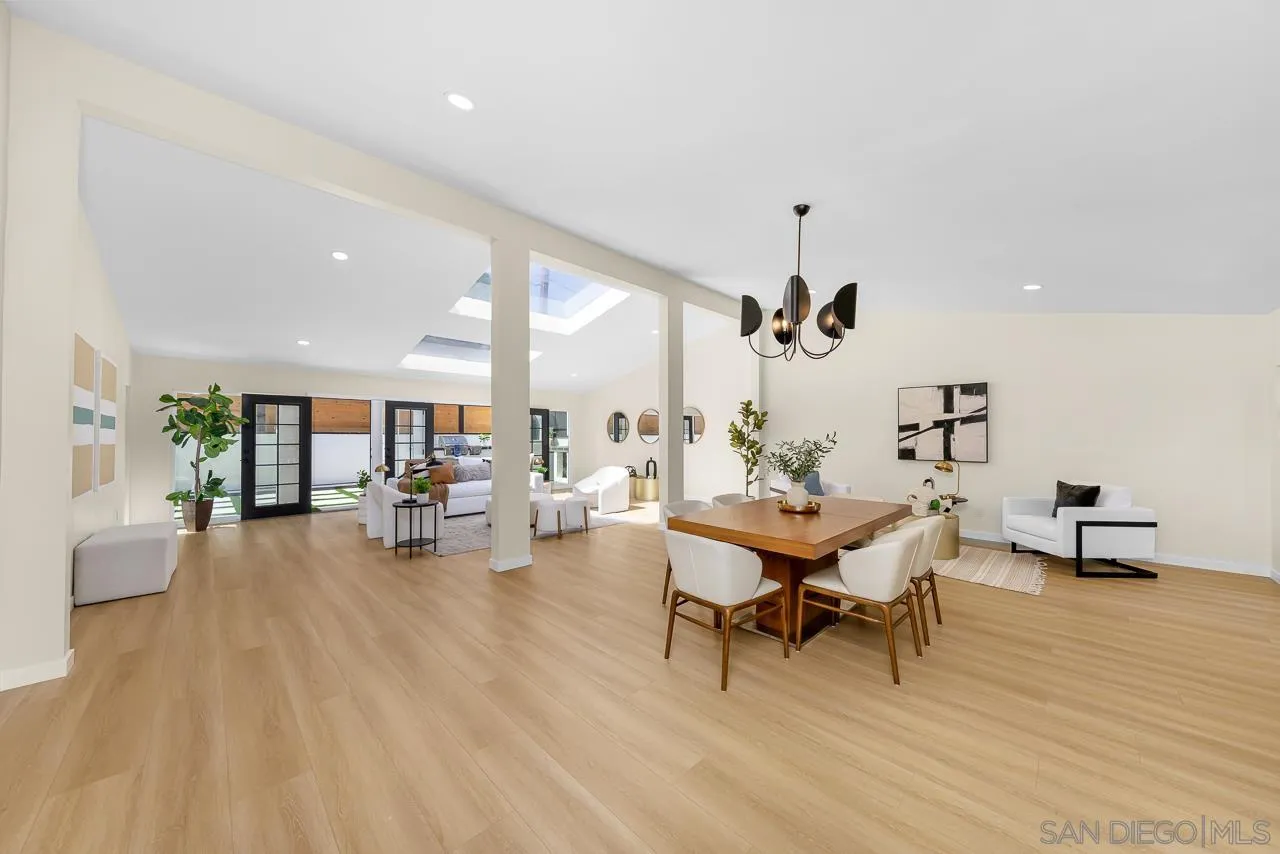 https://cdn.realtyfeed.com/cdn/127/250040585/ead471459b0e31f93c12f34ffe6c7ded.webp