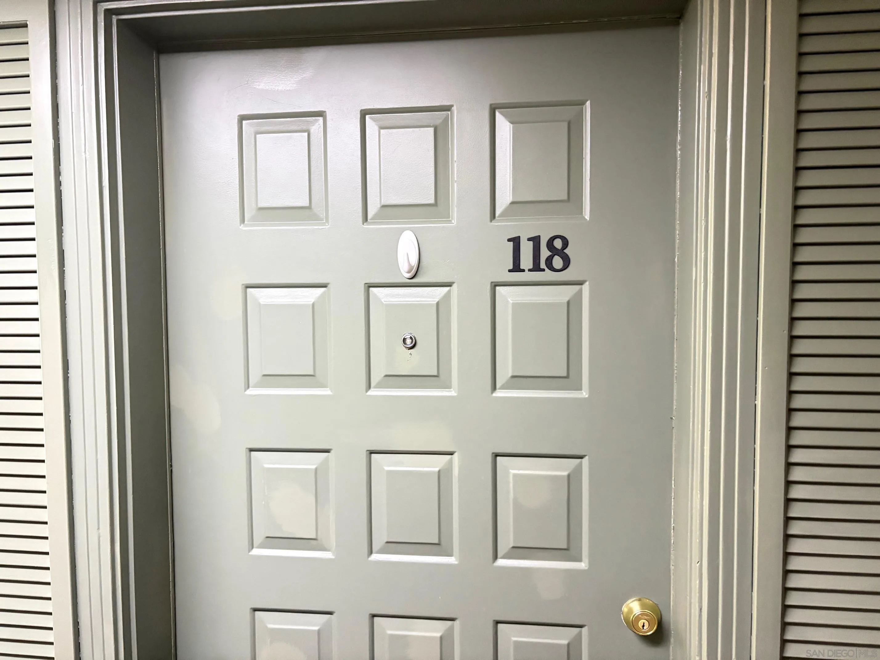 https://cdn.realtyfeed.com/cdn/127/250040588/5b02cf12d8bd4d9ca9ff7aa7efb182e6.webp
