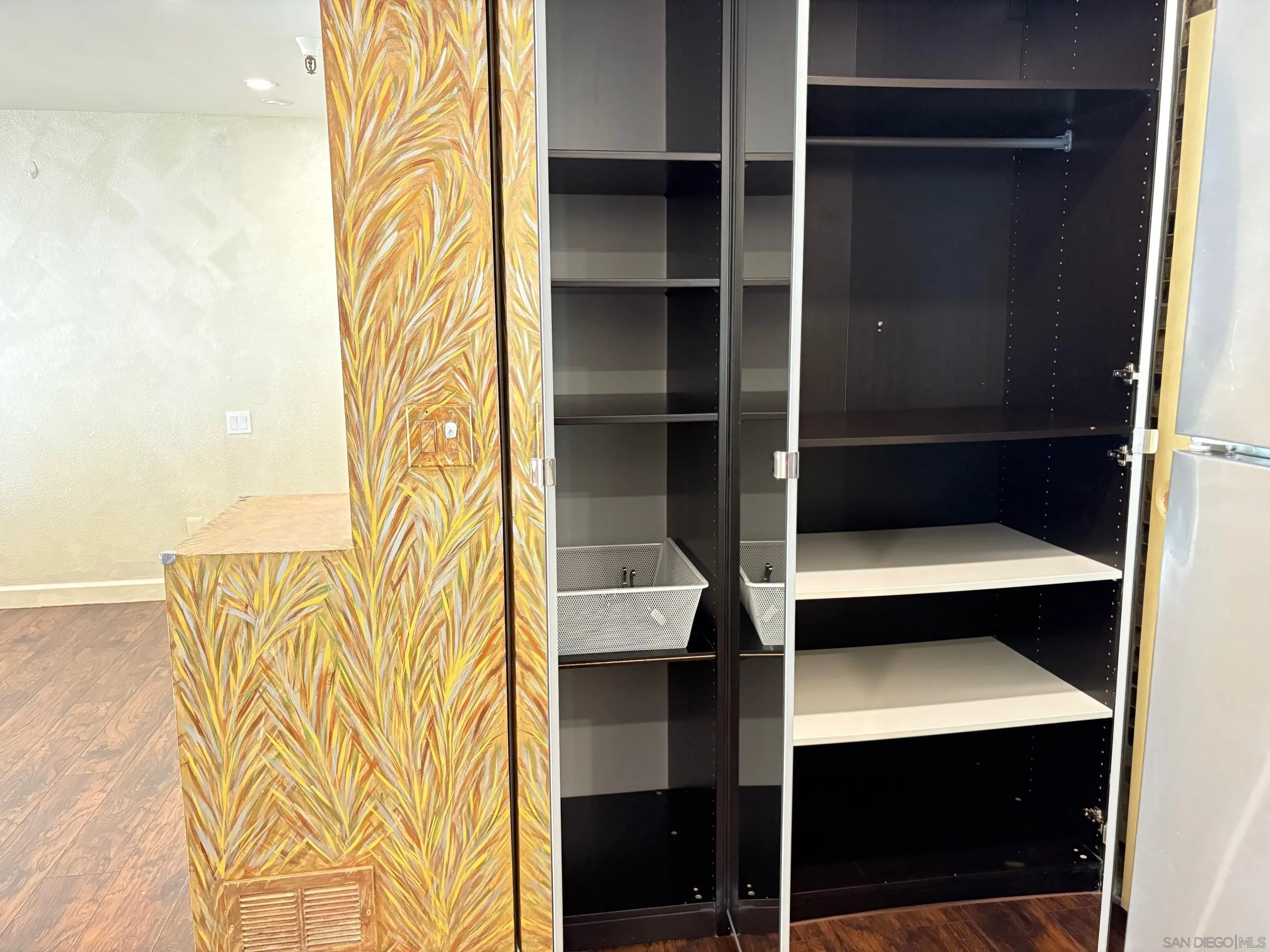 https://cdn.realtyfeed.com/cdn/127/250040588/81a47a4e3f4db8e99463987faa3fd723.webp