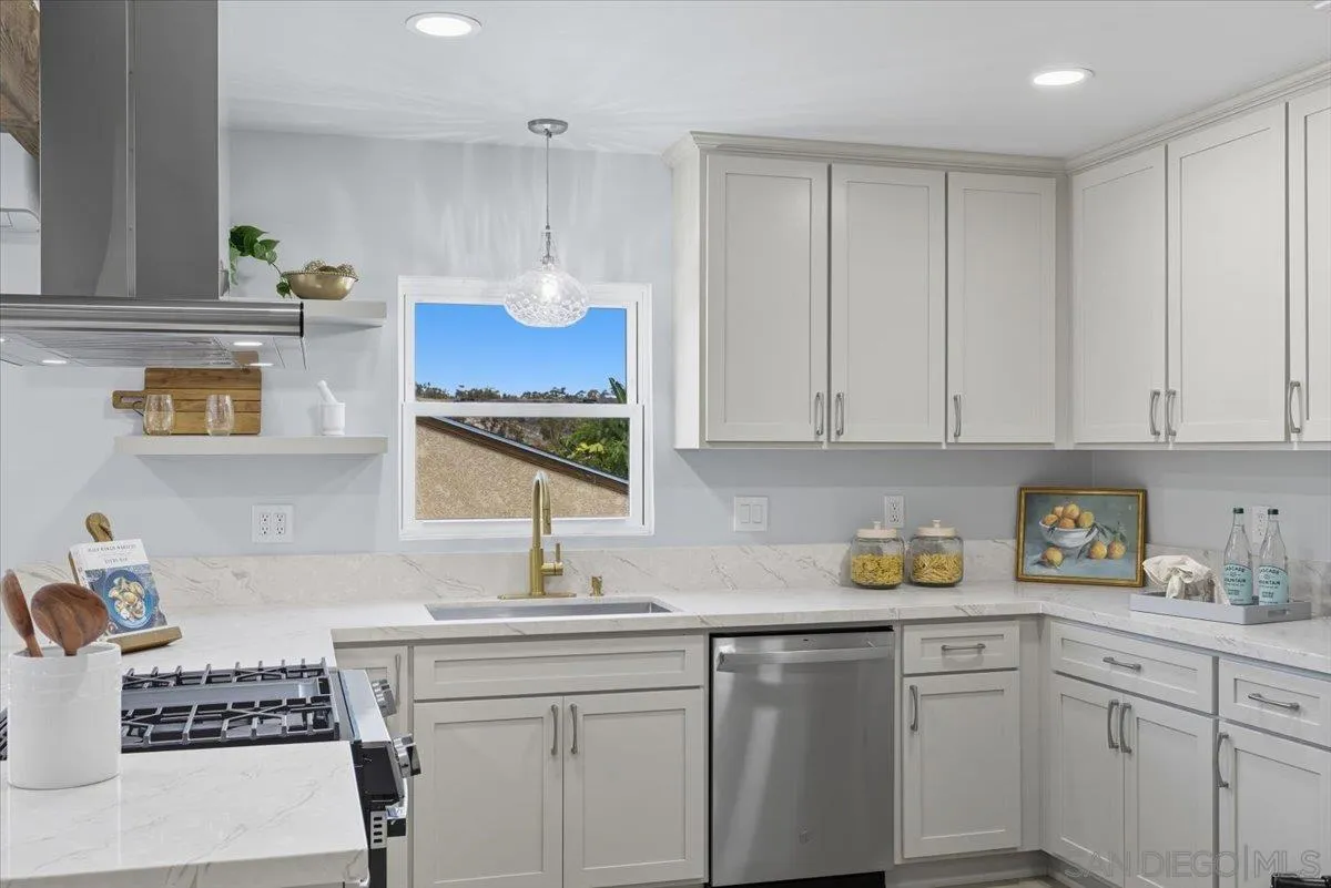 https://cdn.realtyfeed.com/cdn/127/250040591/456bf43c35a2b745f646d0932f0ec2a7.webp