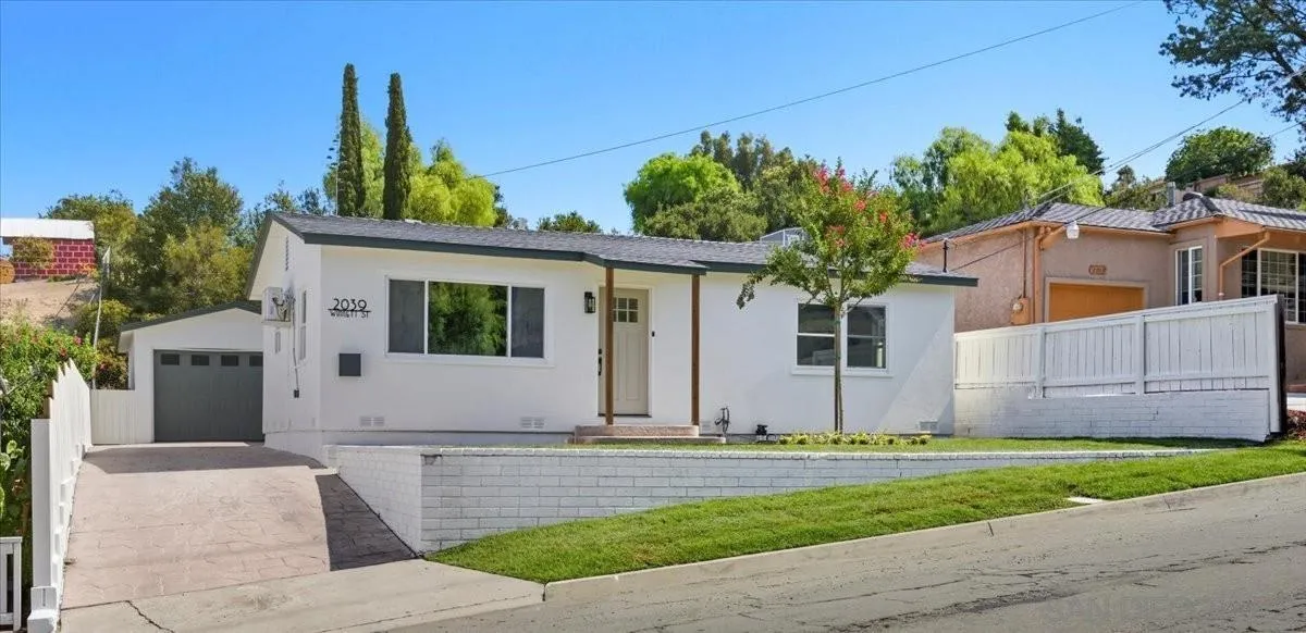 https://cdn.realtyfeed.com/cdn/127/250040591/786389f66cf5d21cd5491f8e45b5ad87.webp