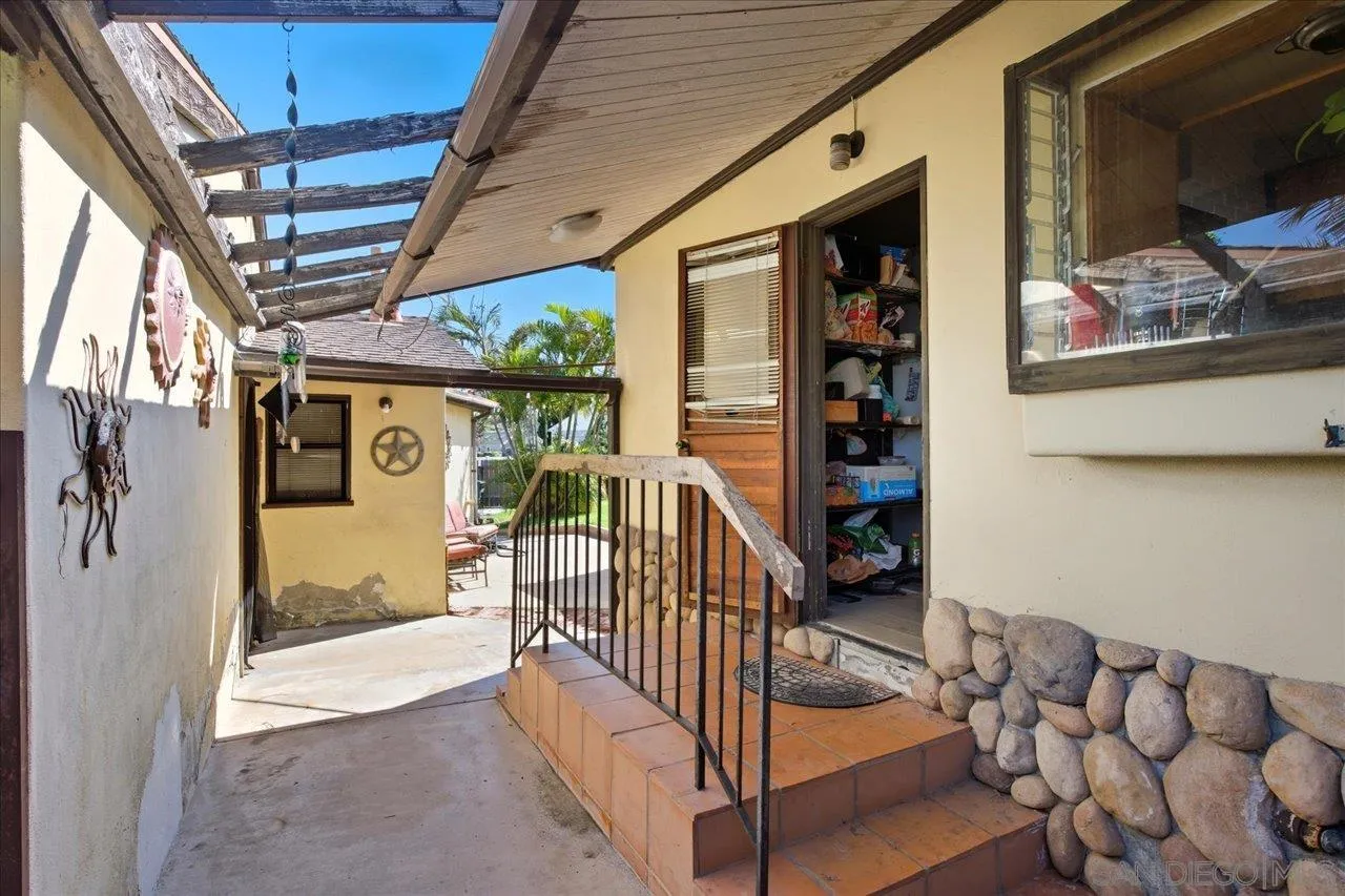 https://cdn.realtyfeed.com/cdn/127/250040592/6a4c88d954d2840b15f831c93d3ebd43.webp