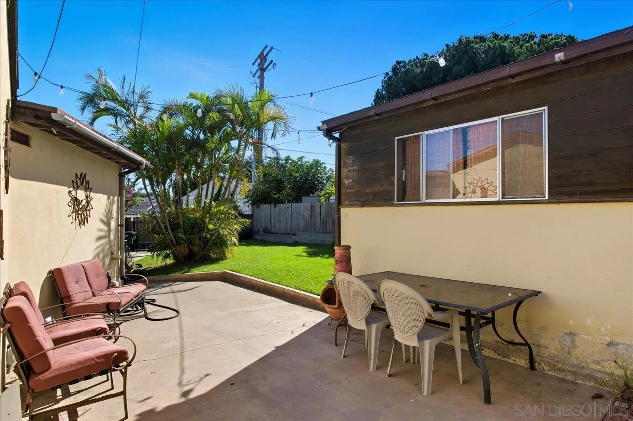 https://cdn.realtyfeed.com/cdn/127/250040592/6b9ad92b5d9e11d707b69075b3137989.webp