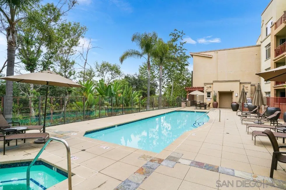 https://cdn.realtyfeed.com/cdn/127/250040593/50c079e2fbe3201d86adb79ca548e4a0.webp
