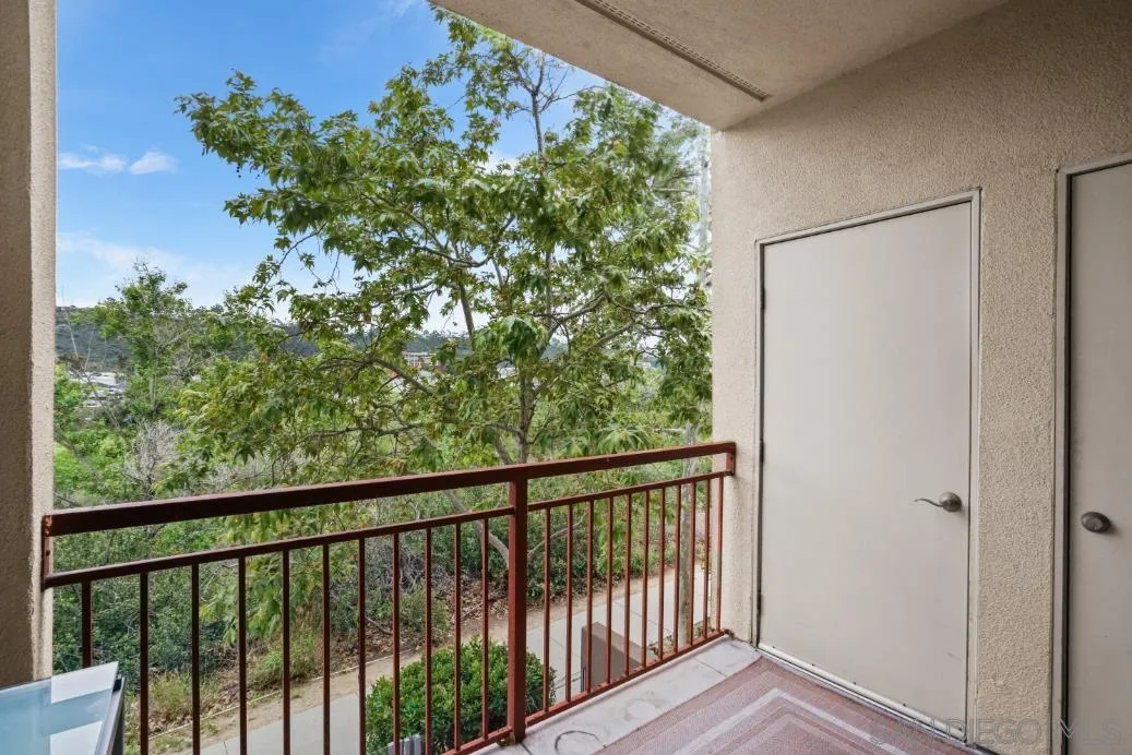 https://cdn.realtyfeed.com/cdn/127/250040593/933bc13e372fc475a57400c0d8f4cd5d.webp