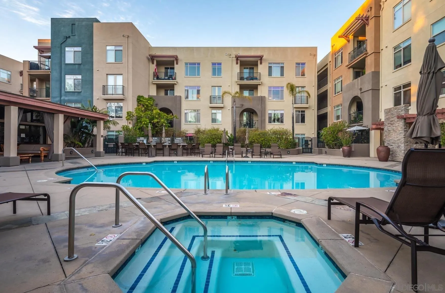 https://cdn.realtyfeed.com/cdn/127/250040593/bd95b463e5cc0fd2e20d7089932d7a34.webp