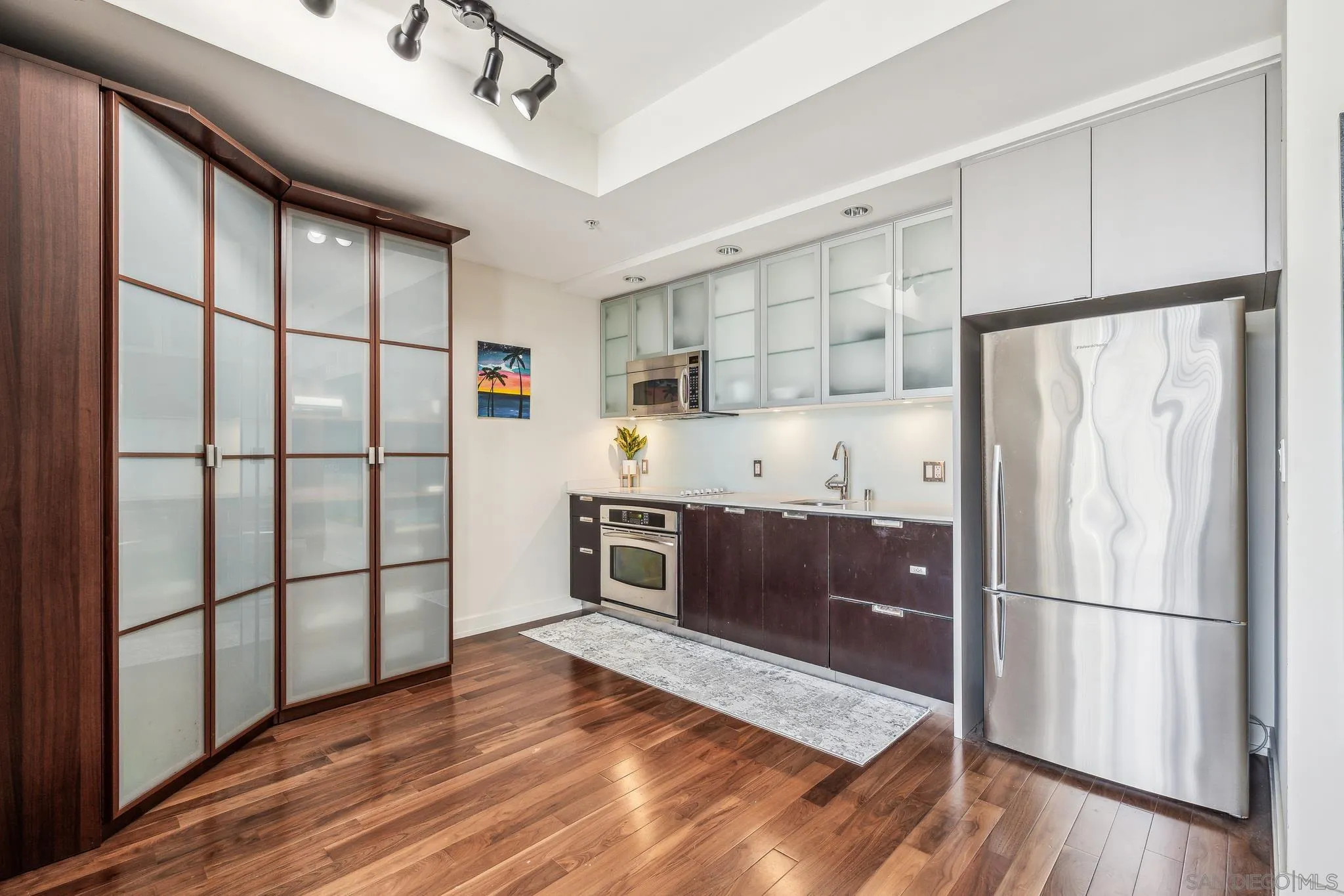 Photo #3: 250040597 Listing 